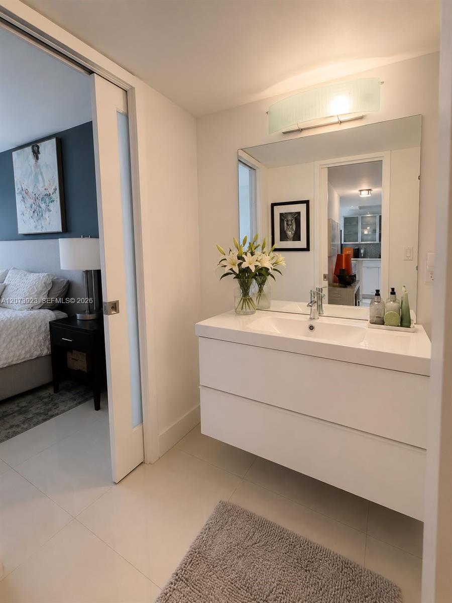 465 Ocean Dr # 219 — Photo 5