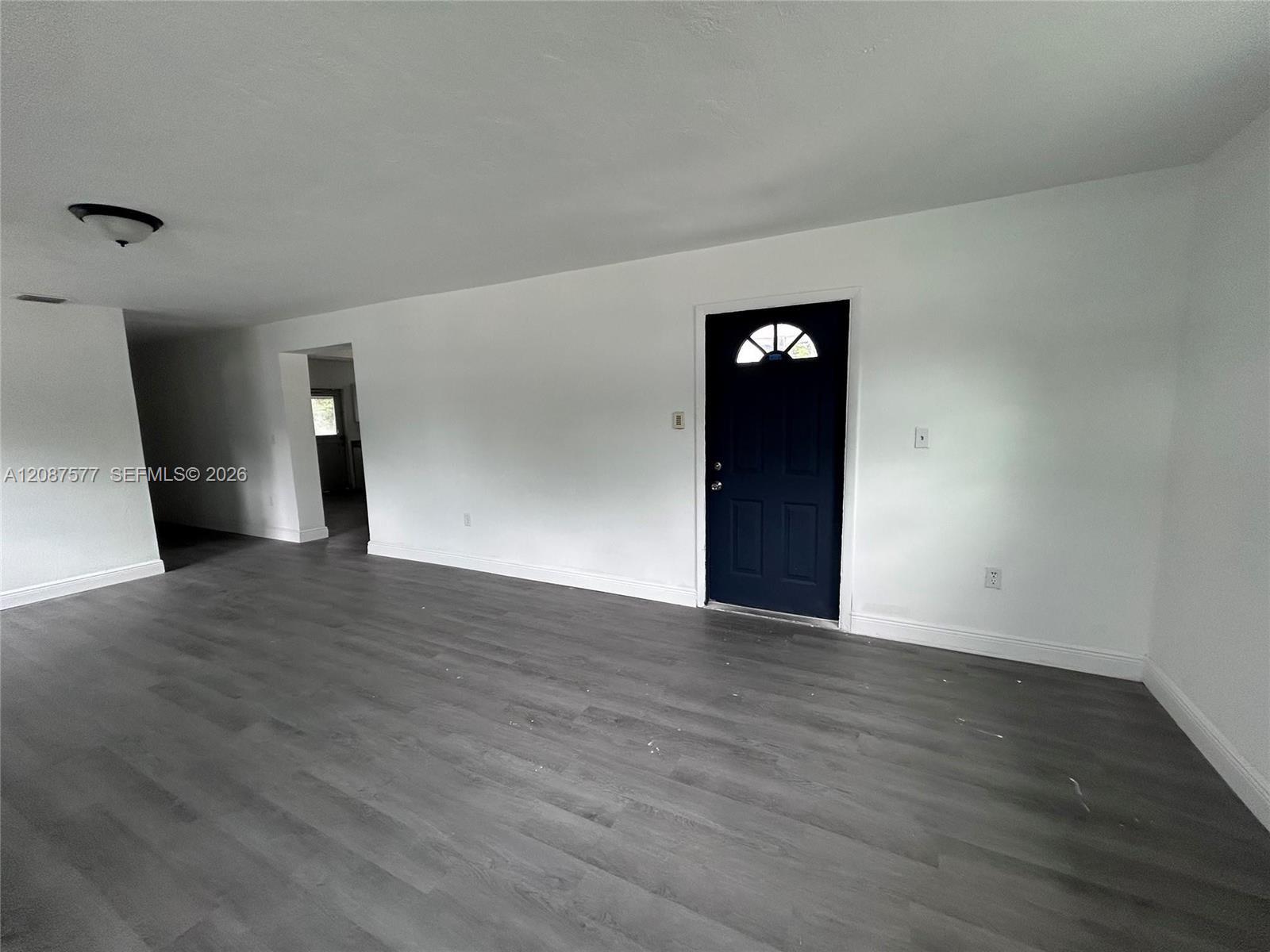 1835 NW 122nd St — Photo 2