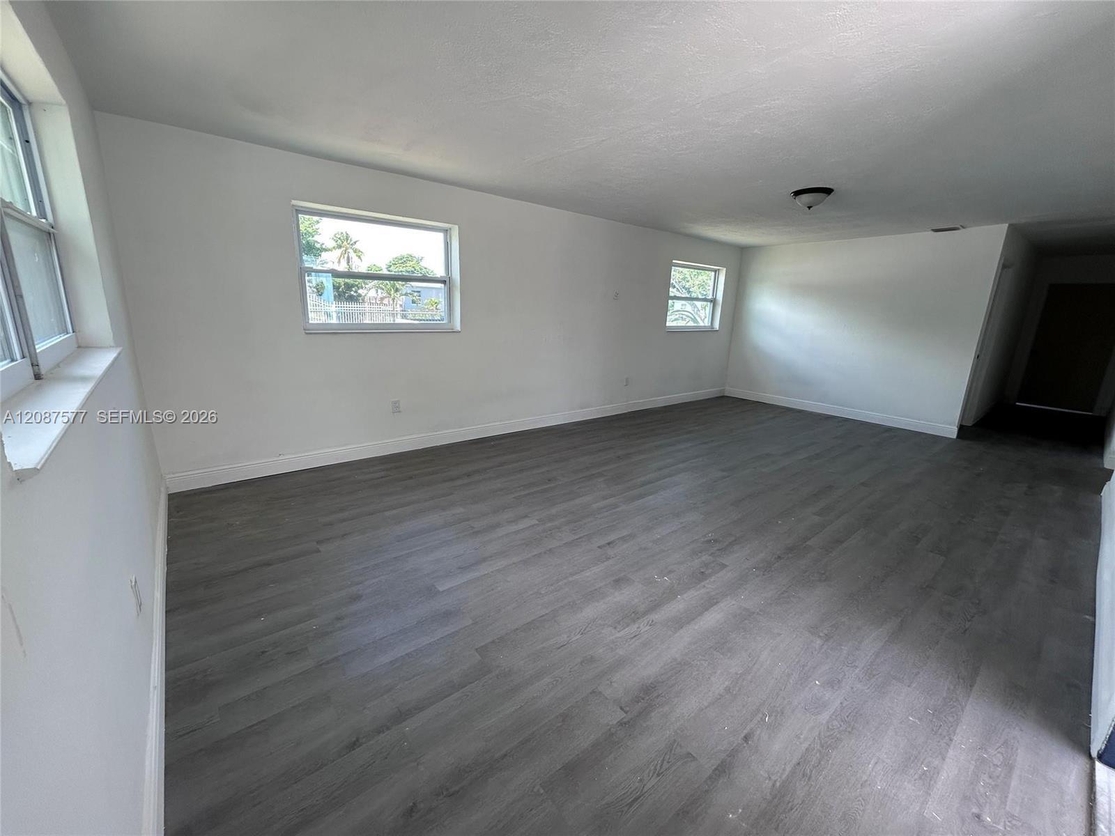 1835 NW 122nd St — Photo 3