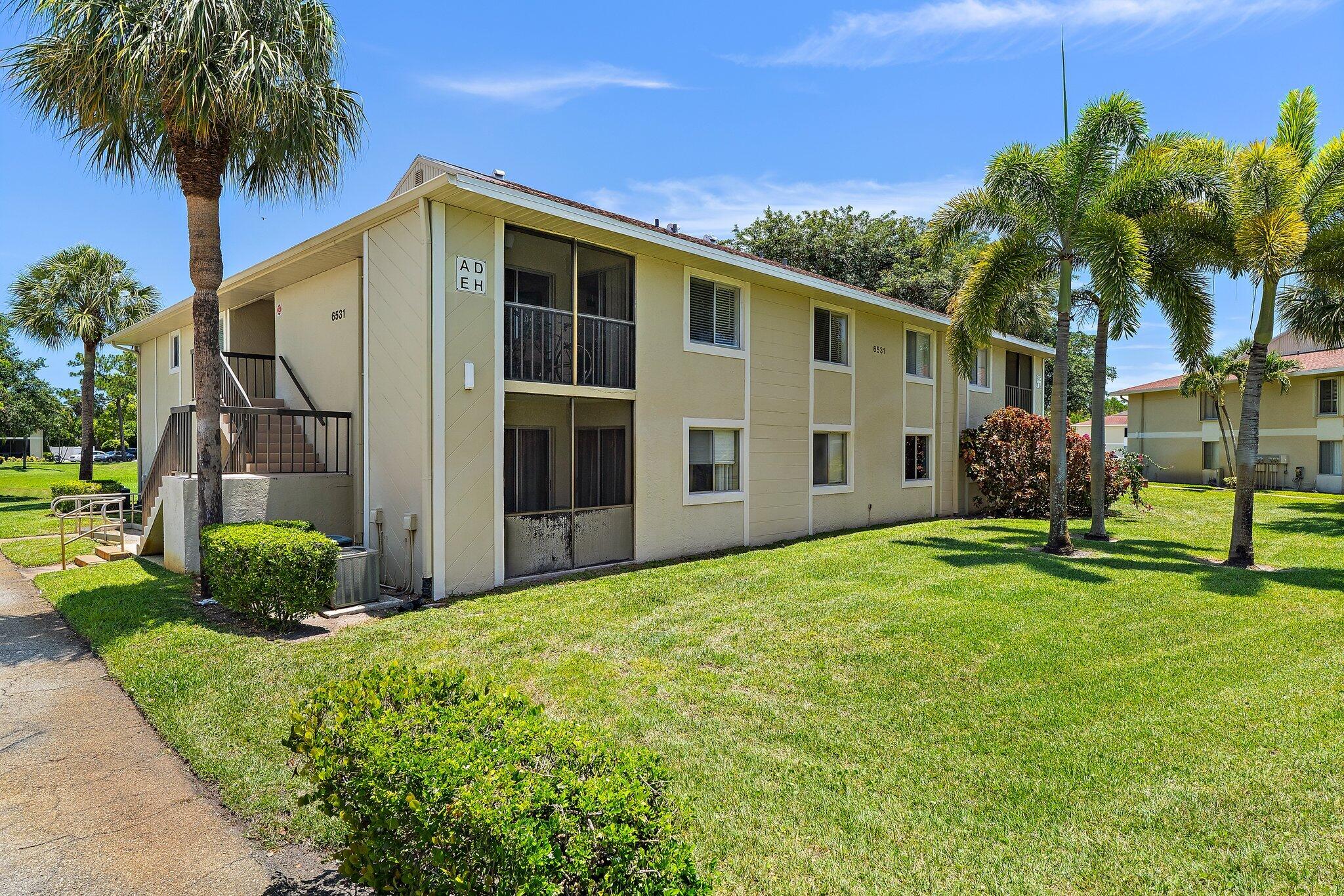 6531 Chasewood Drive # H — Photo 3