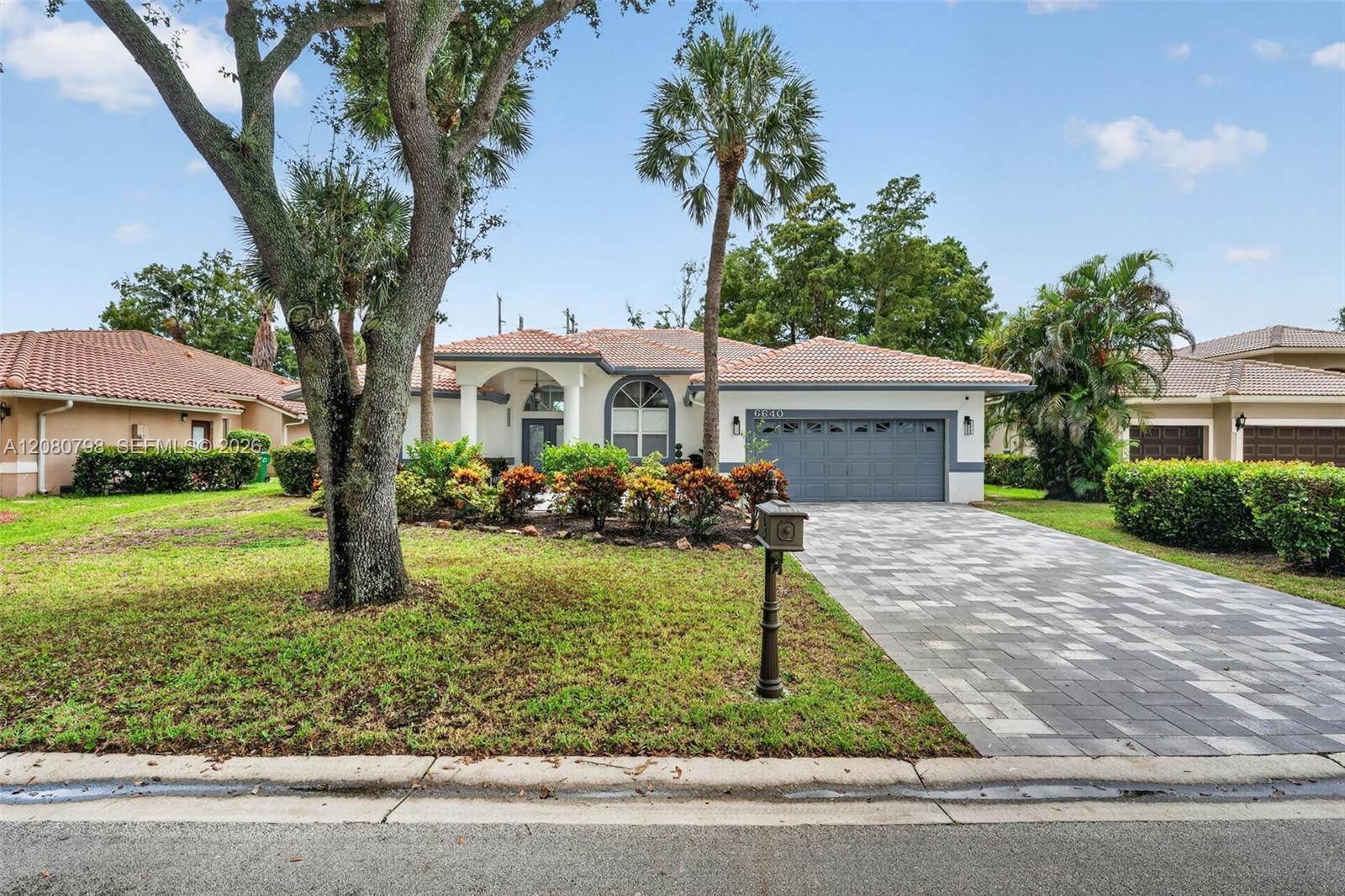 6640 NW 41st St, Coral Springs FL 33067