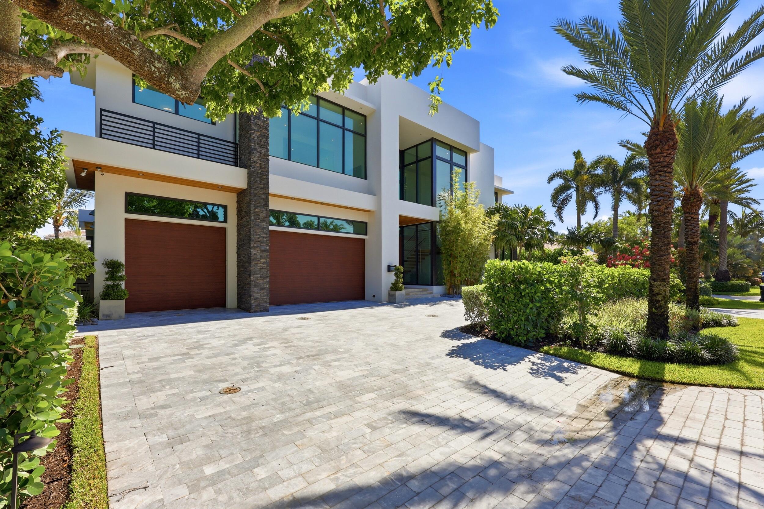 2863 NE 27th Street, Fort Lauderdale FL 33306