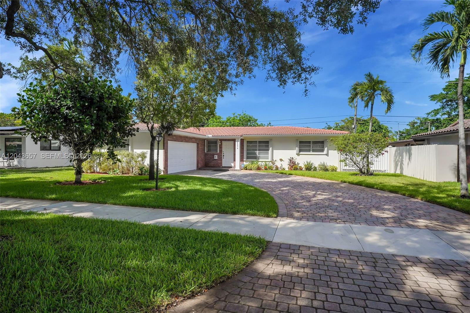 14375 Lake Candlewood Ct, Miami Lakes FL 33014