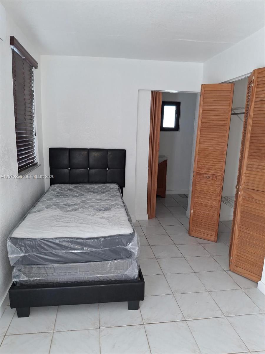 735 Sultan Ave # 1 — Photo 4