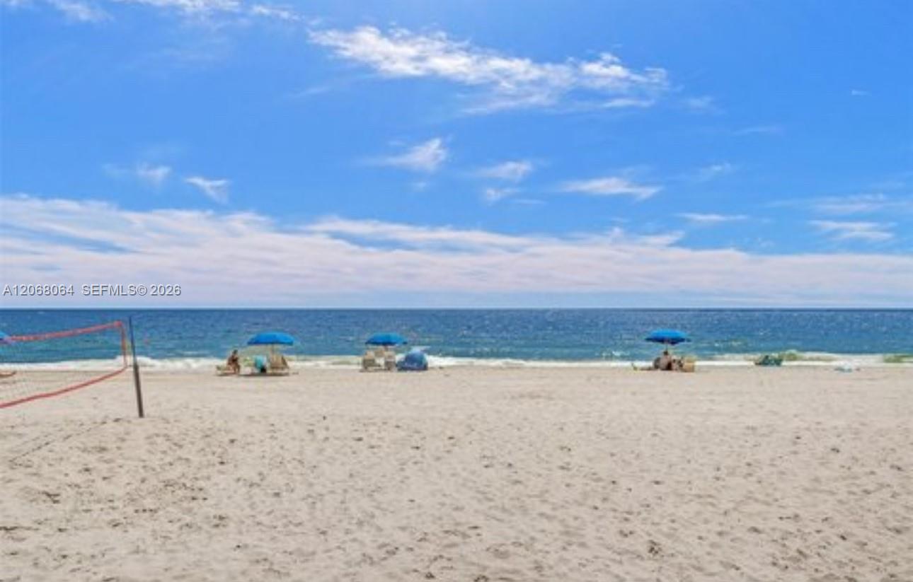 4040 Galt Ocean Dr # 221 — Photo 2
