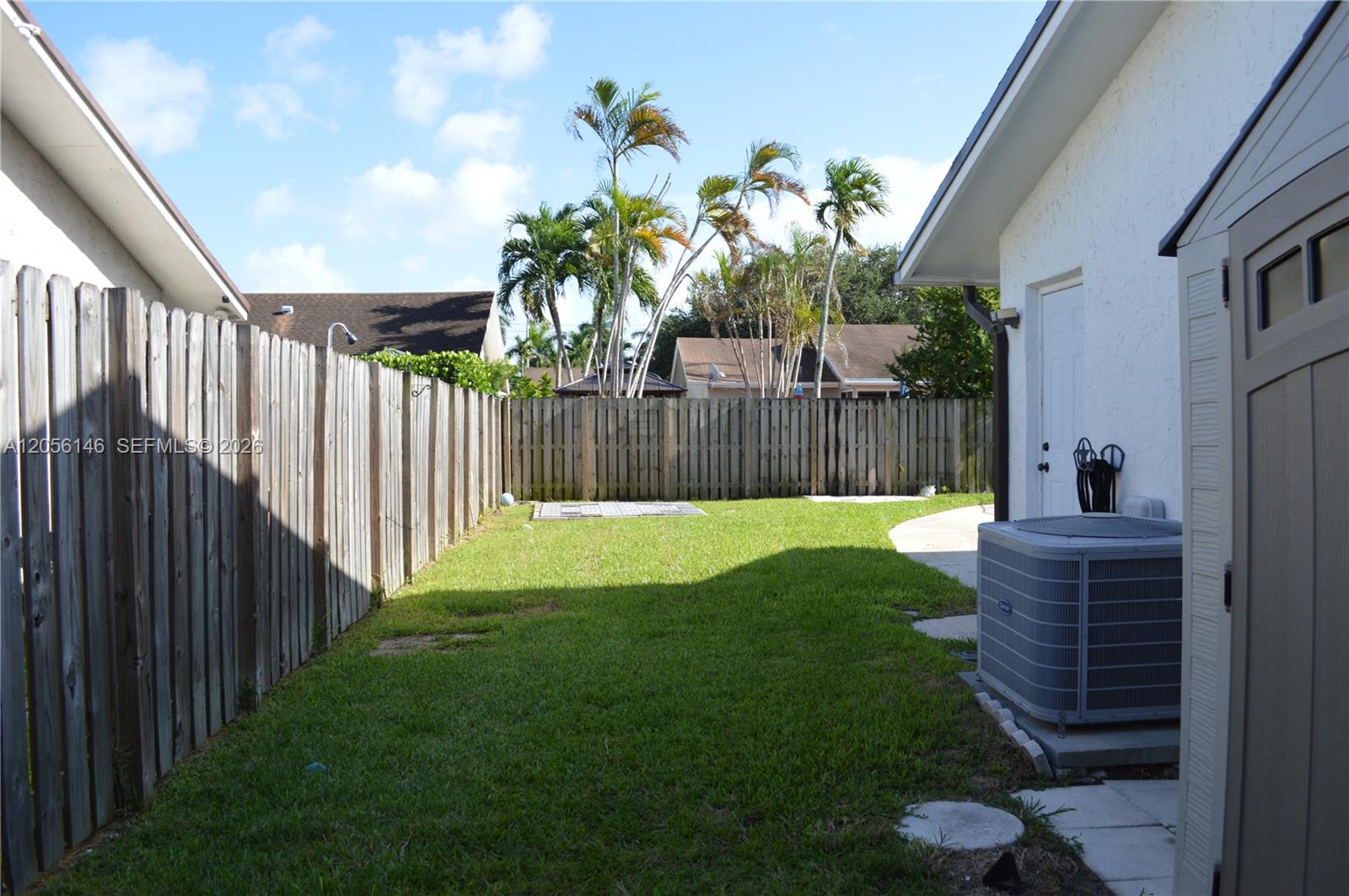 13304 SW 102nd Ter — Photo 4