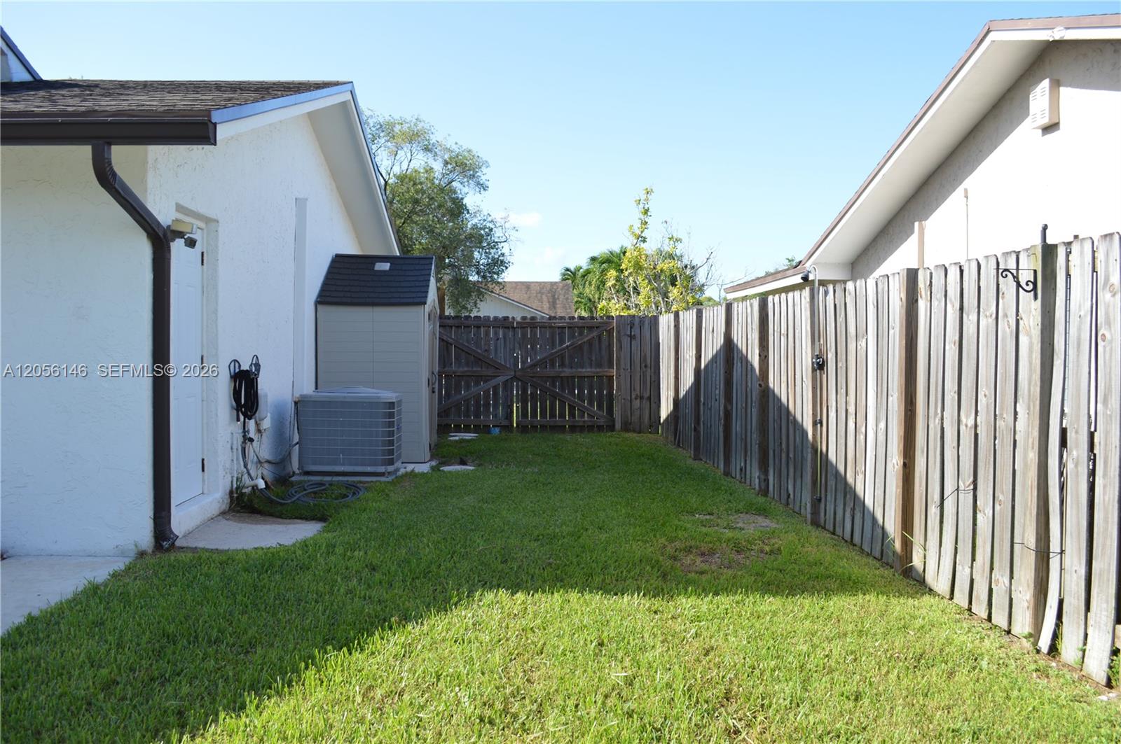 13304 SW 102nd Ter — Photo 5
