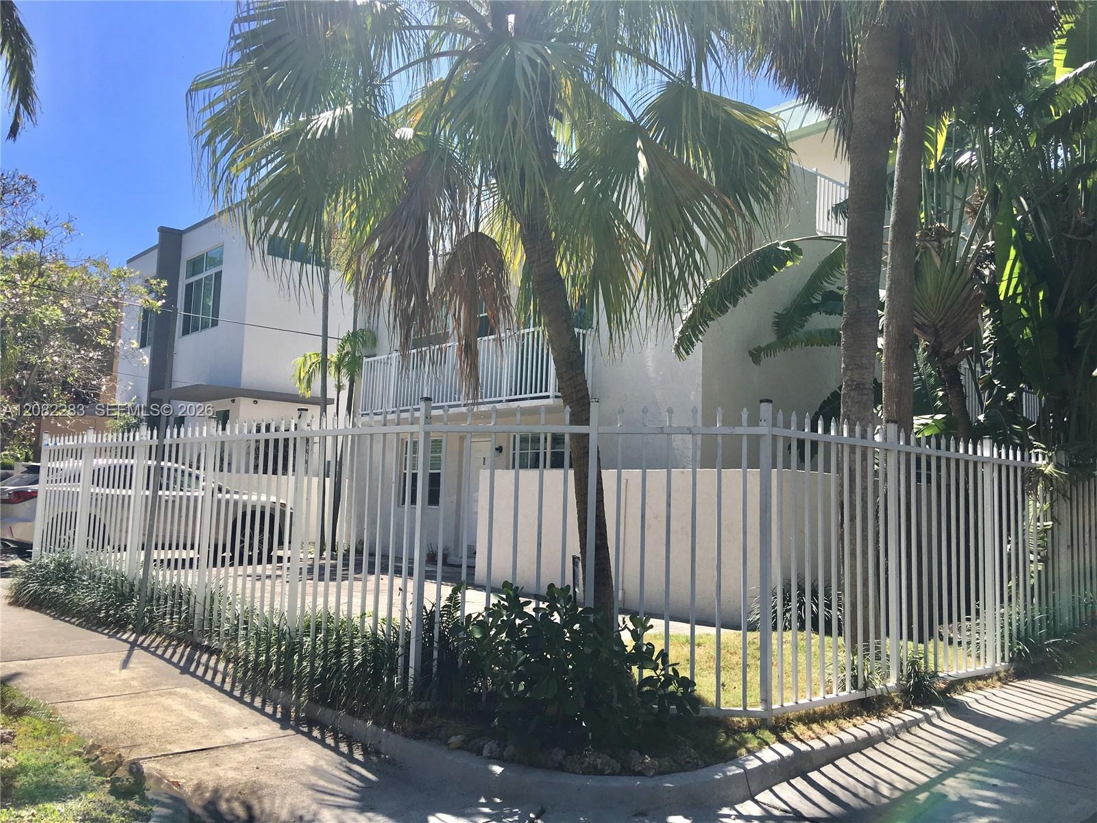 3203 Mary St # 4, Miami FL 33133