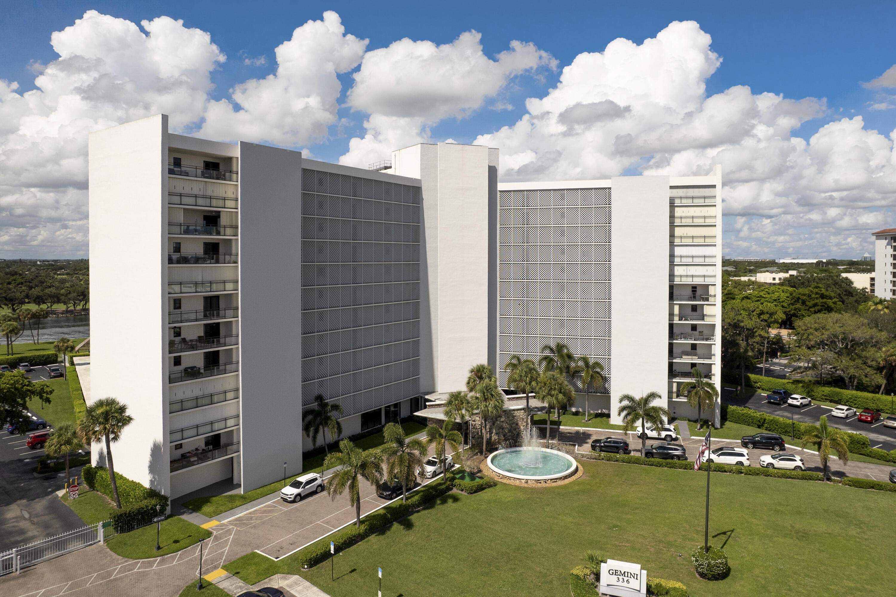336 GOLFVIEW Road # 1017, North Palm Beach FL 33408