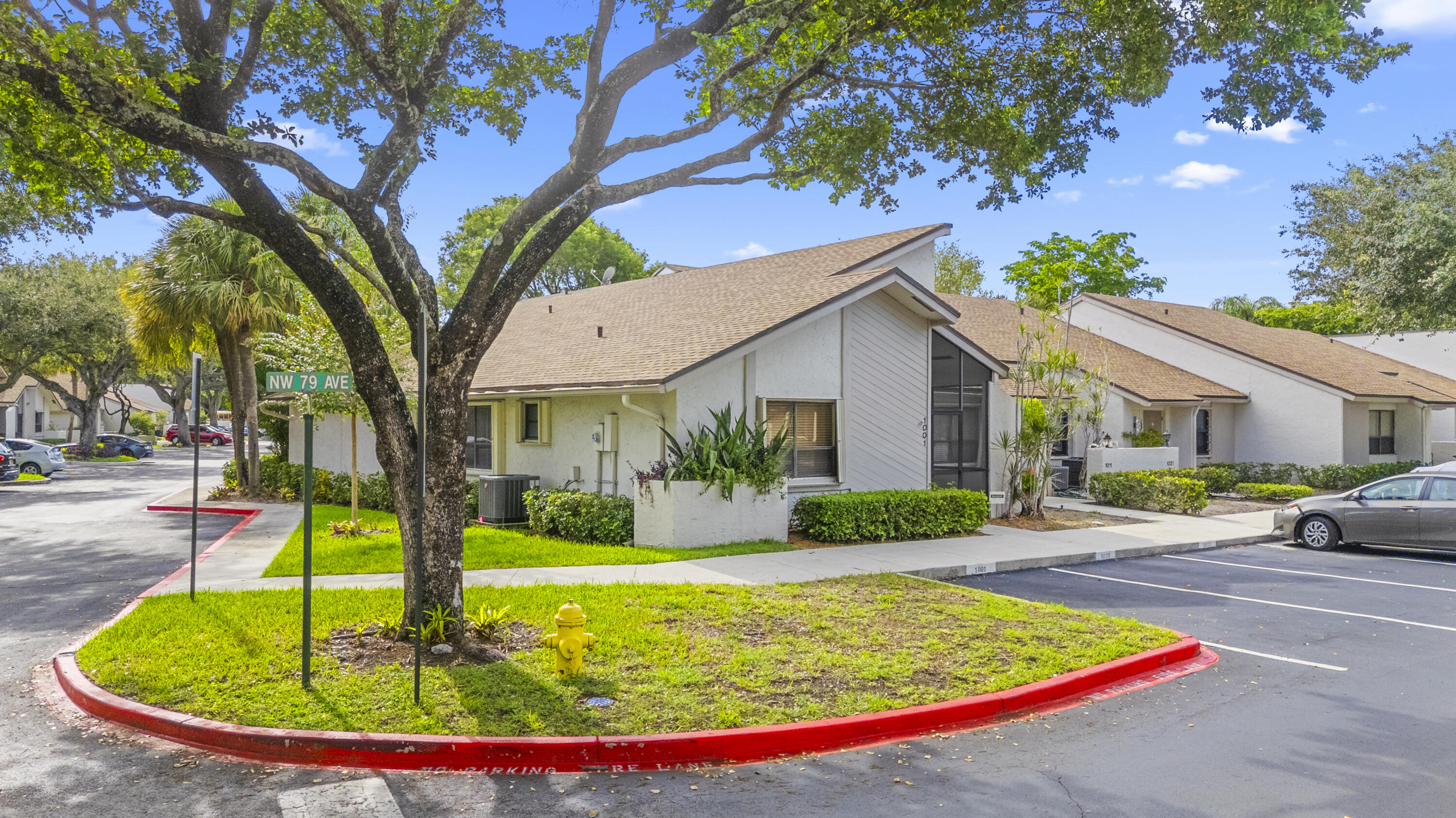 1001 NW 79th Avenue — Photo 4