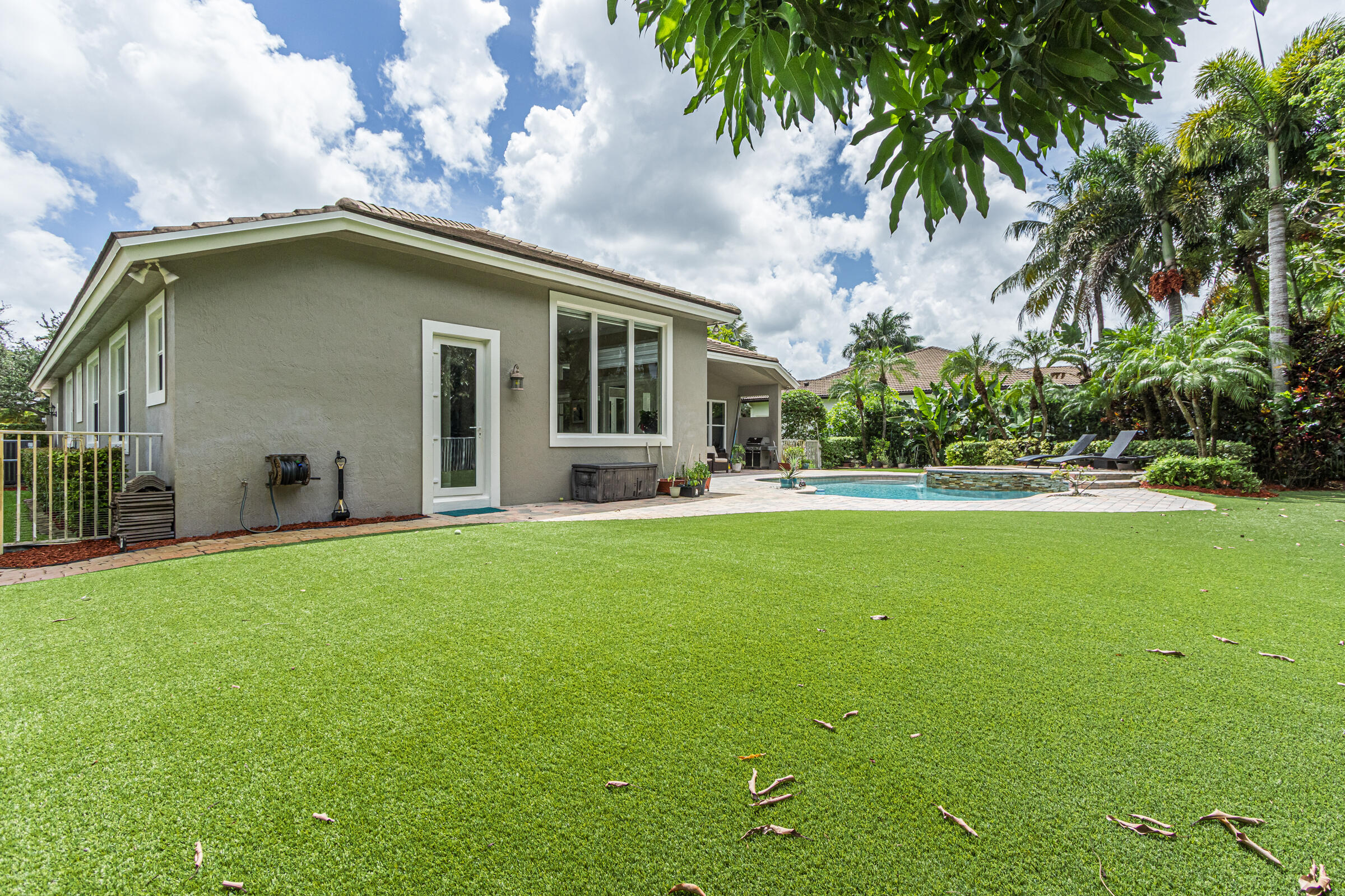 6493 NW 105th Terrace — Photo 5