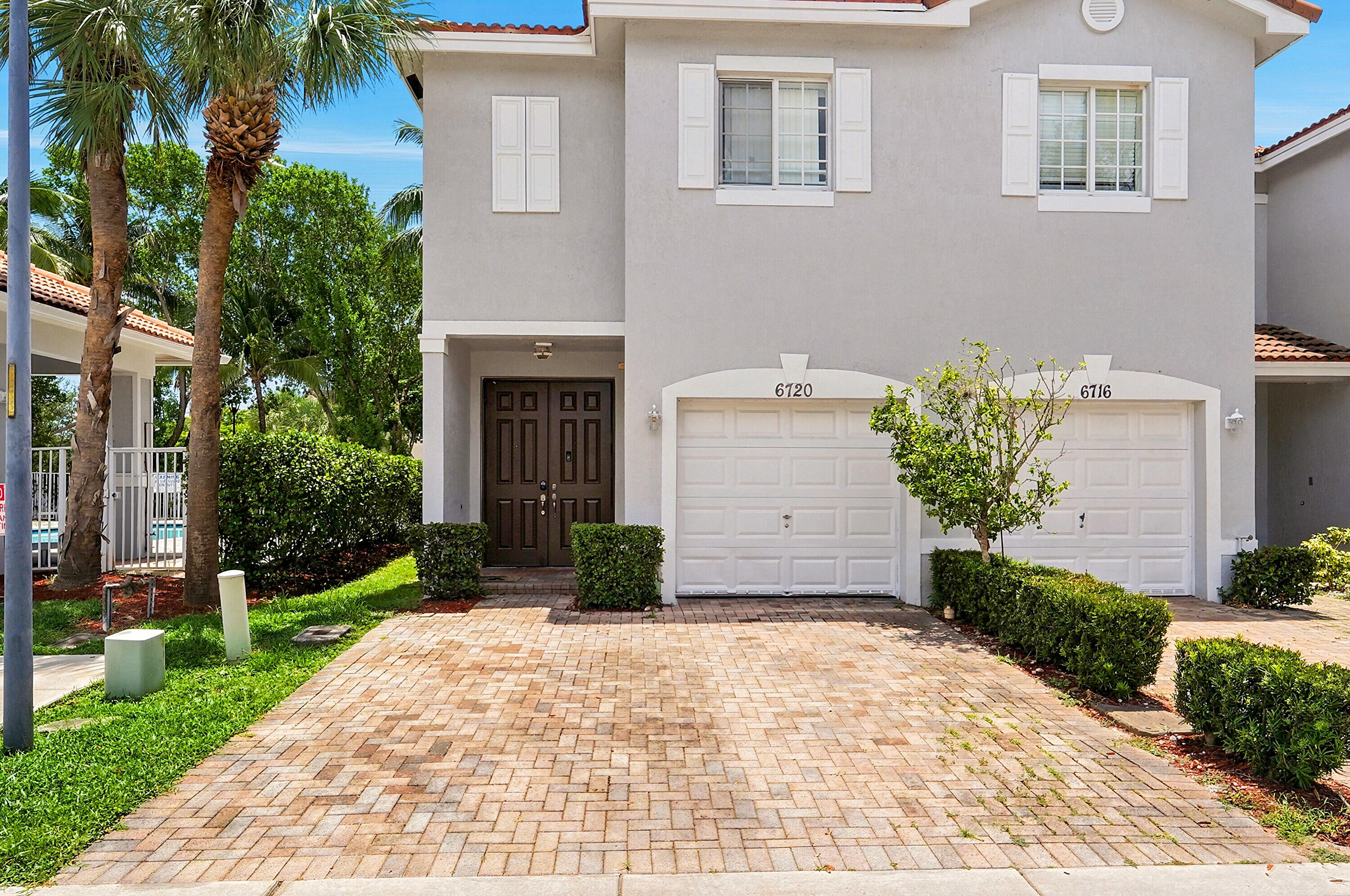 6720 CYPRESS WALK Terrace — Photo 2