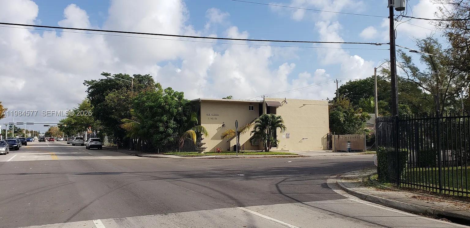 1 NE 78th St # 3, Miami FL 33138