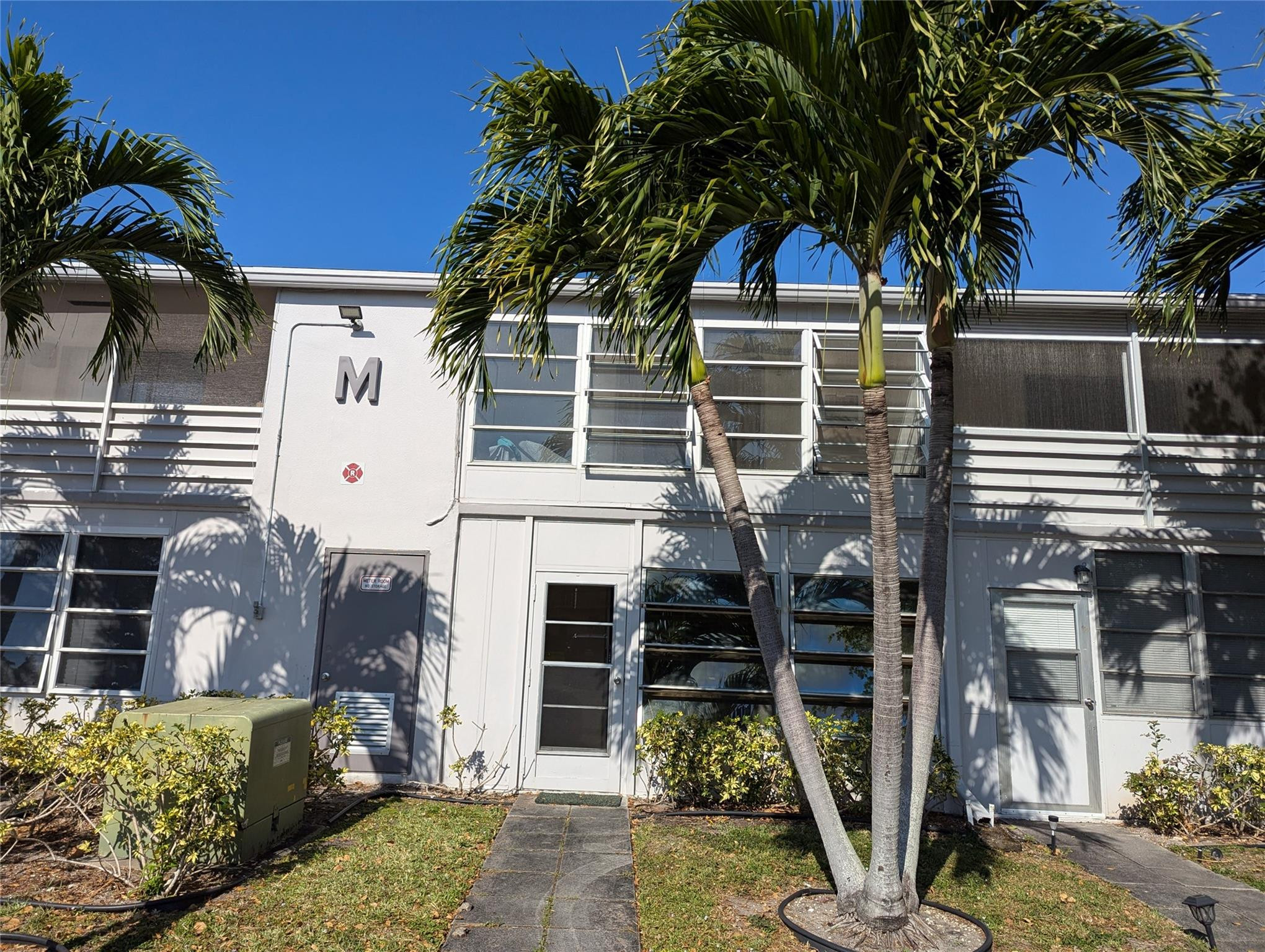 190 Oakridge M, Deerfield Beach FL 33442