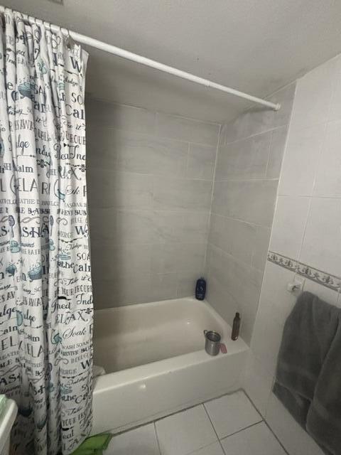 255 NW 27TH Court — Photo 2