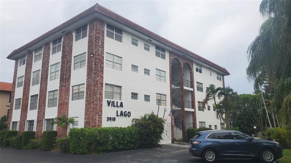 3910 Crystal Lake Drive # 403, Deerfield Beach FL 33064