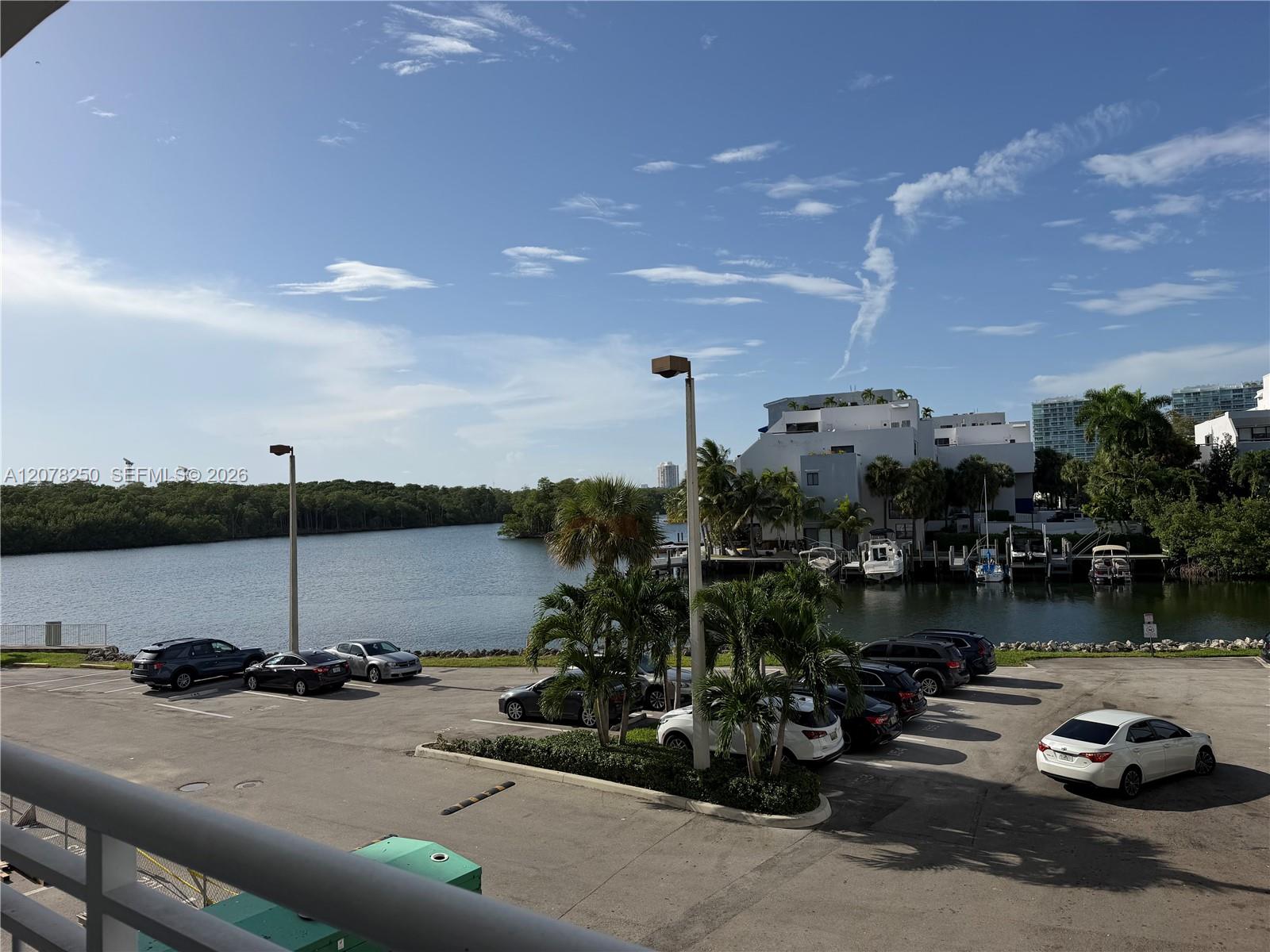 400 Kings Point Dr # 218 — Photo 5