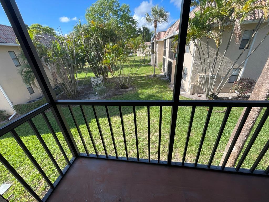 6844 PALMETTO Circle S # 201 — Photo 3