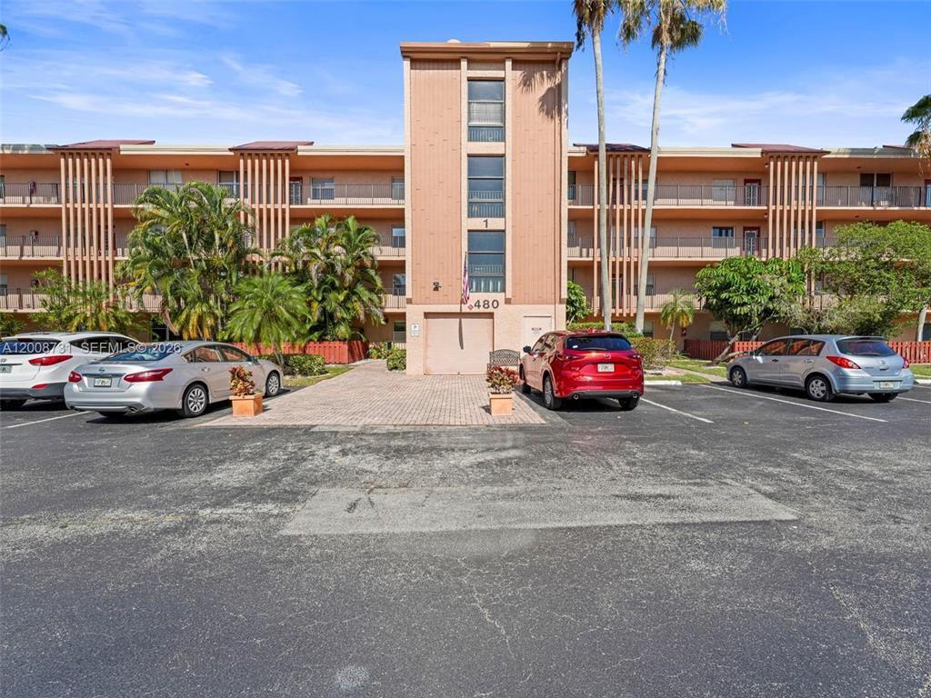 480 NW 76th Avenue # 205, Margate FL 33063