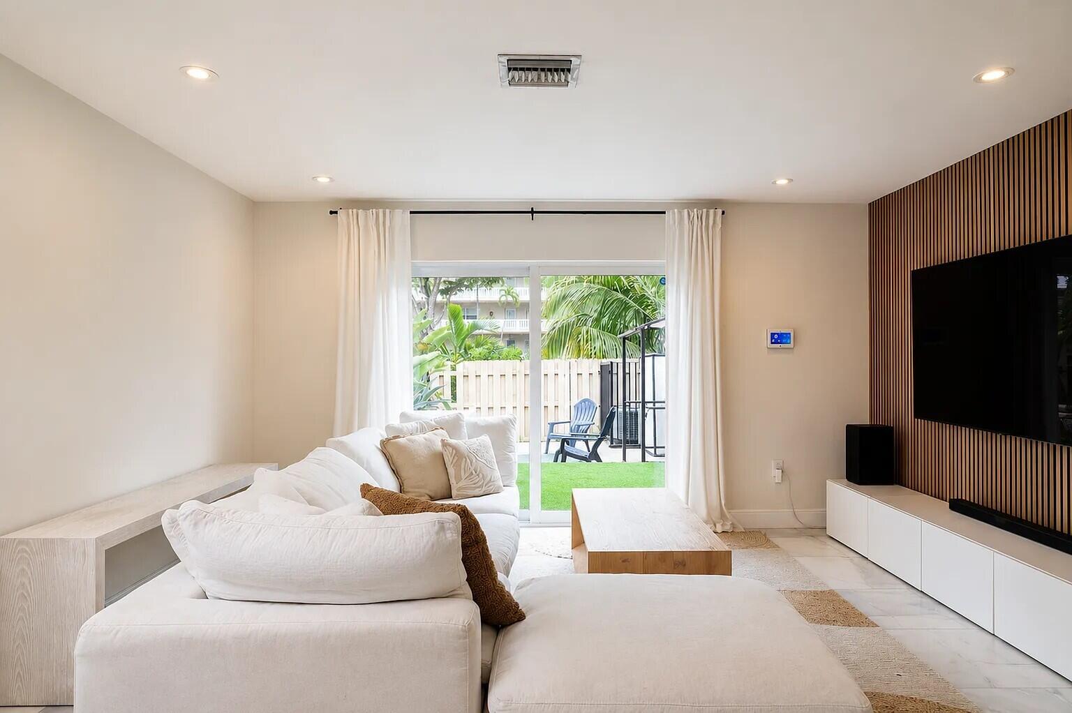450 SE 7th Street # 232 — Photo 3