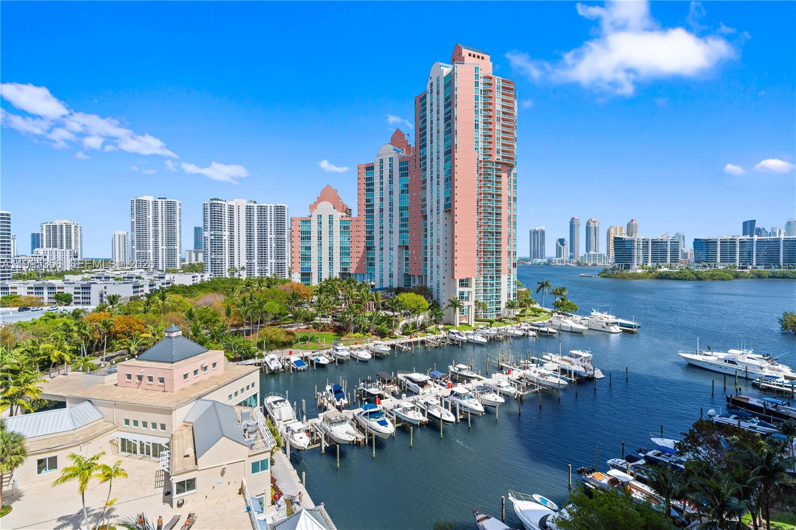 3340 NE 190th St # 1004, Aventura FL 33180