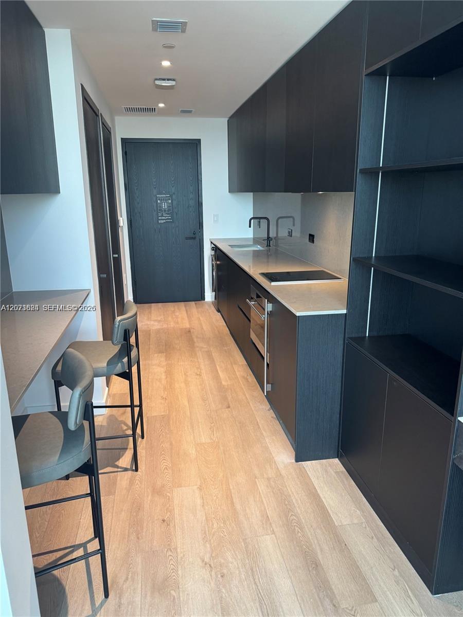 20 NE 11 # 3003A — Photo 2