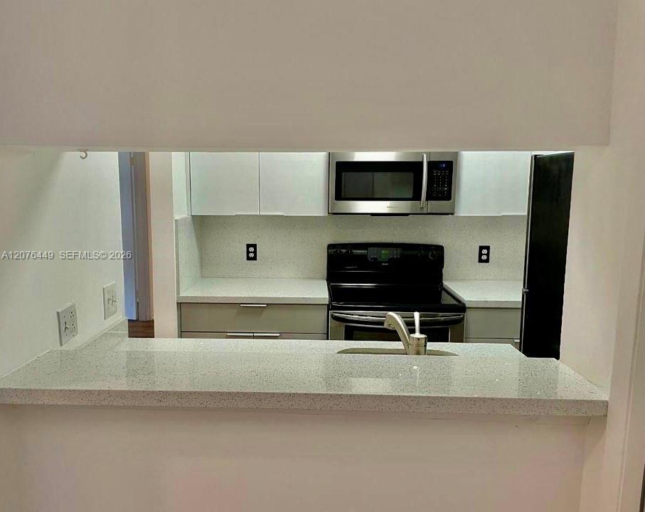 4421 W Mcnab Rd # 20 — Photo 3