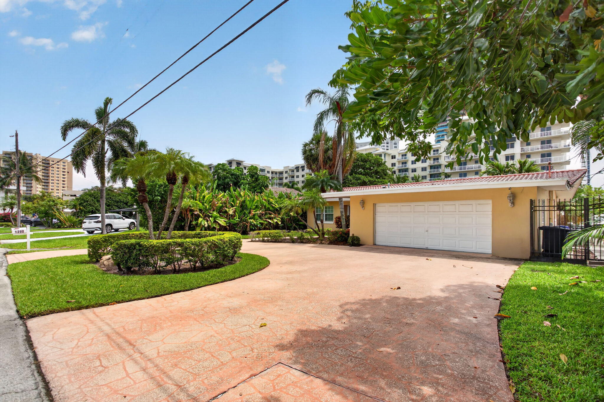 1390 E Terra Mar Drive — Photo 4