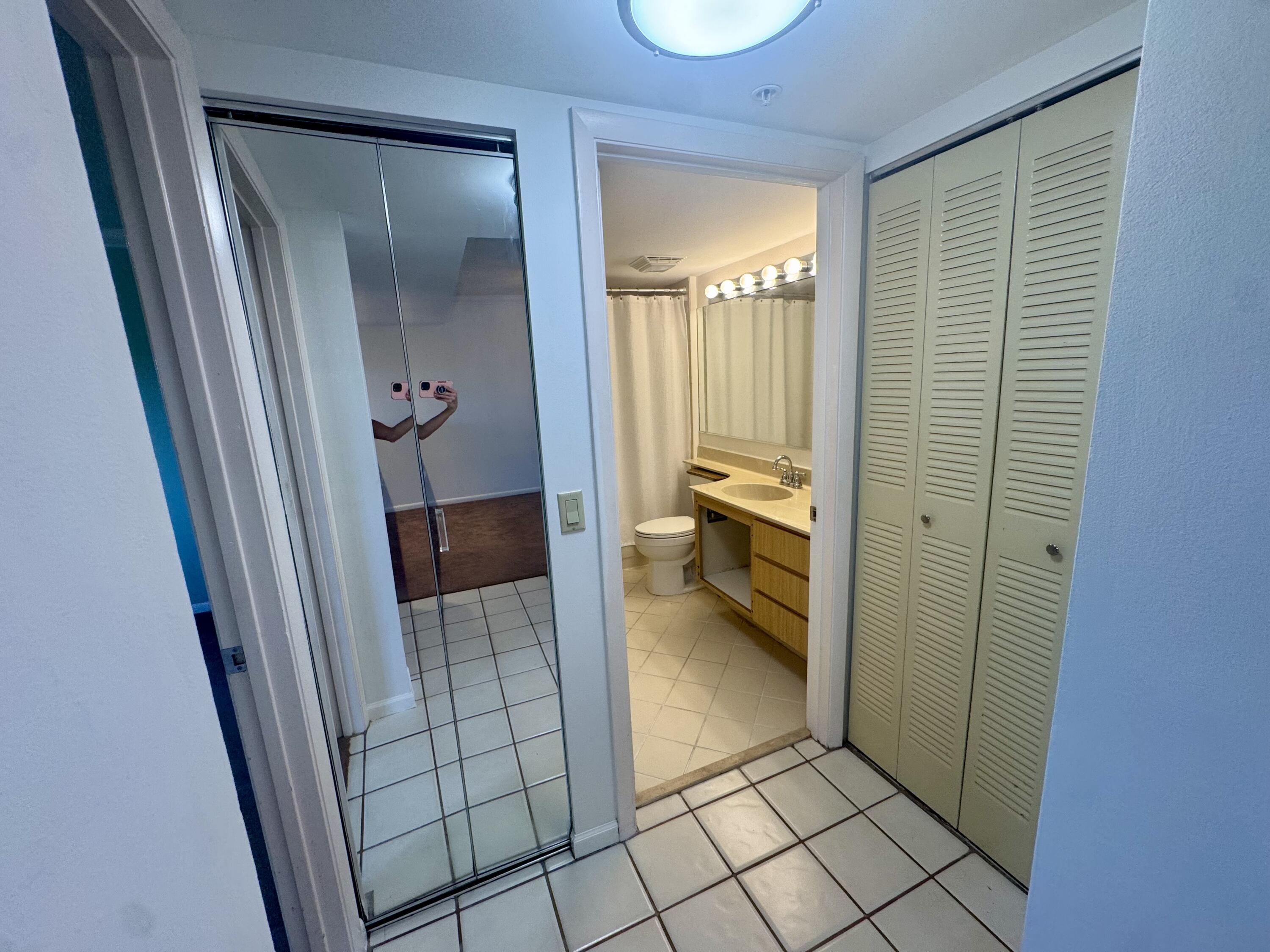 601 SEAFARER Circle # 405 — Photo 4