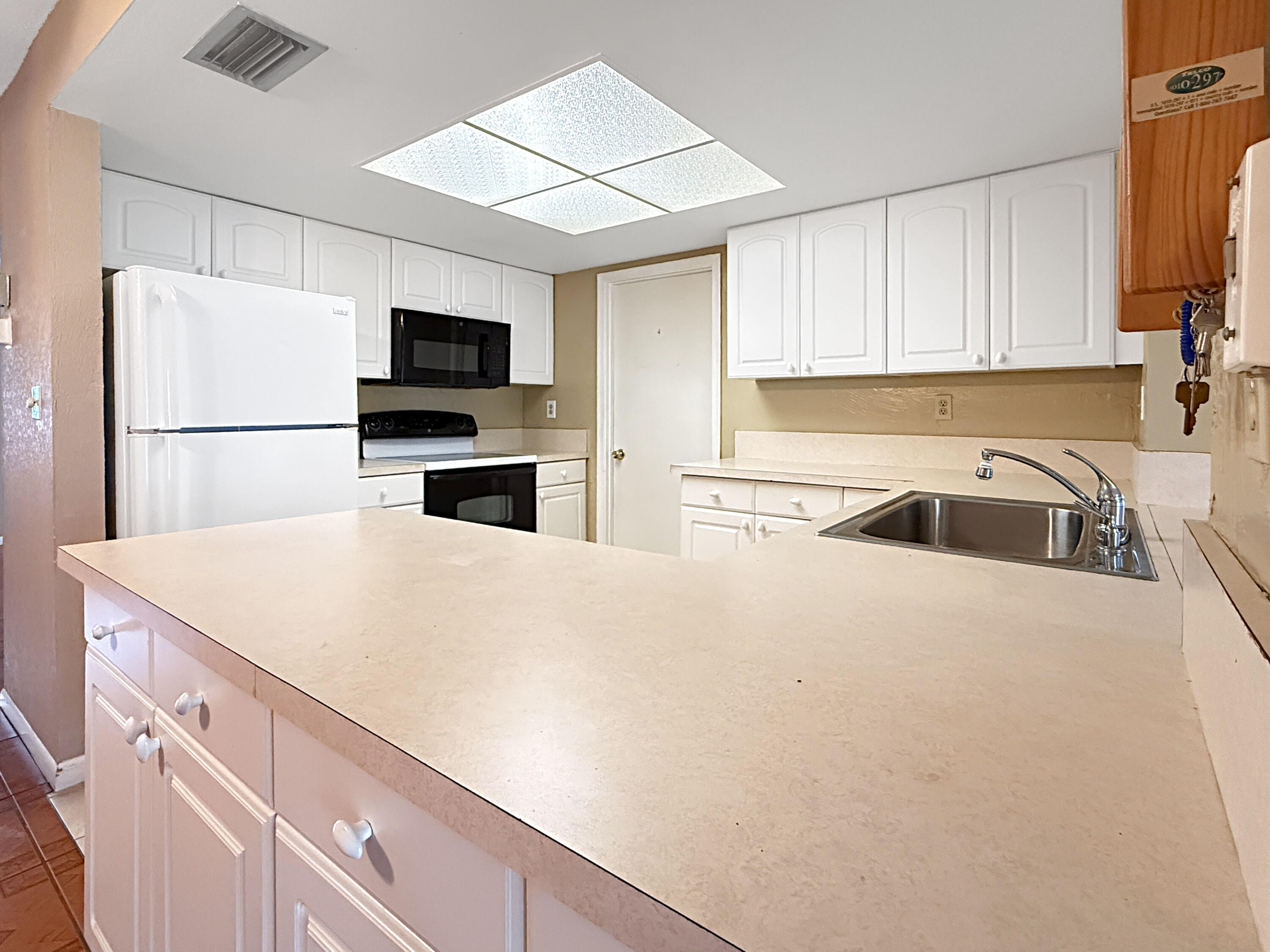 6755 NW 16TH Street — Photo 4