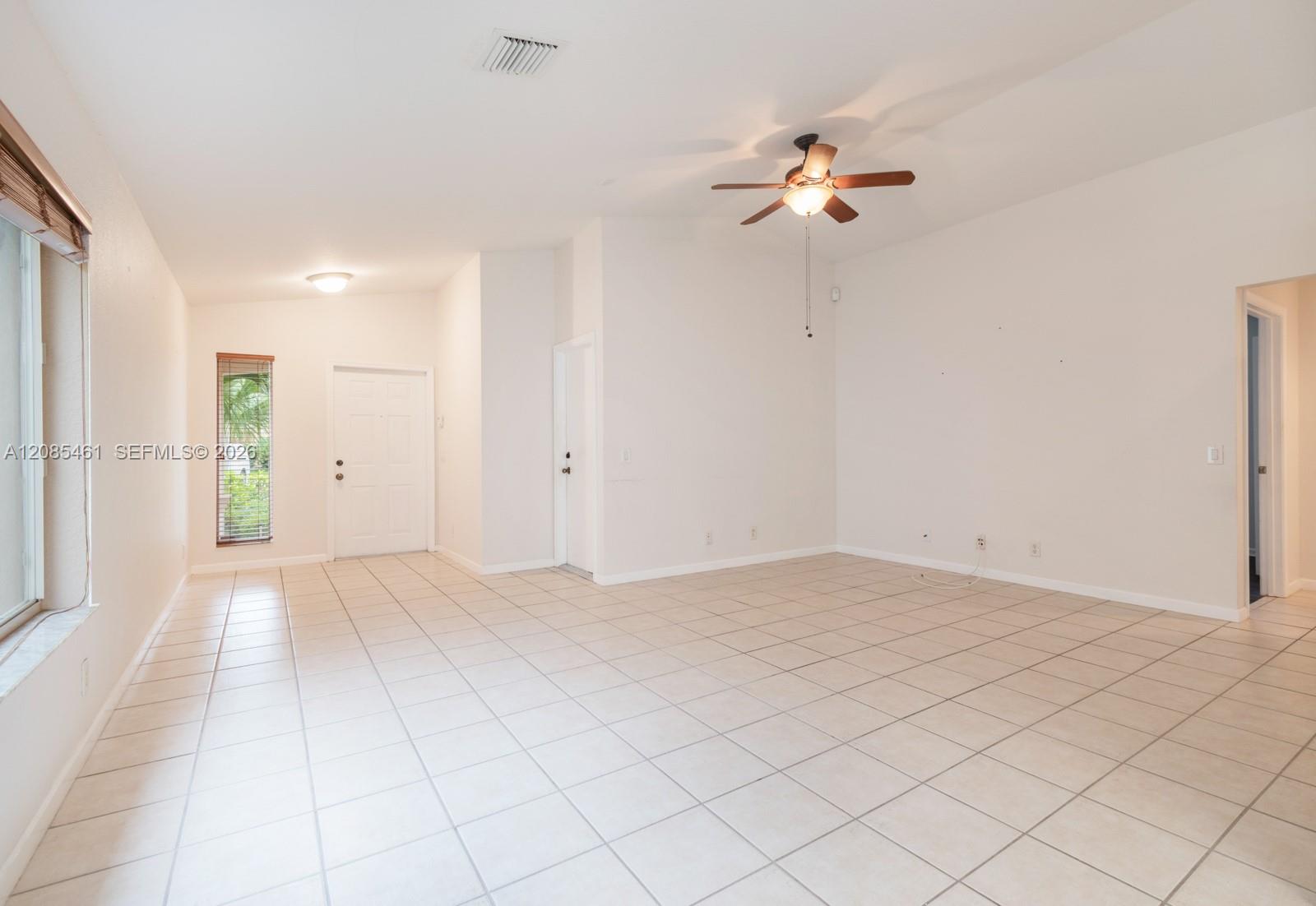 1211 Golden Cane Dr — Photo 5