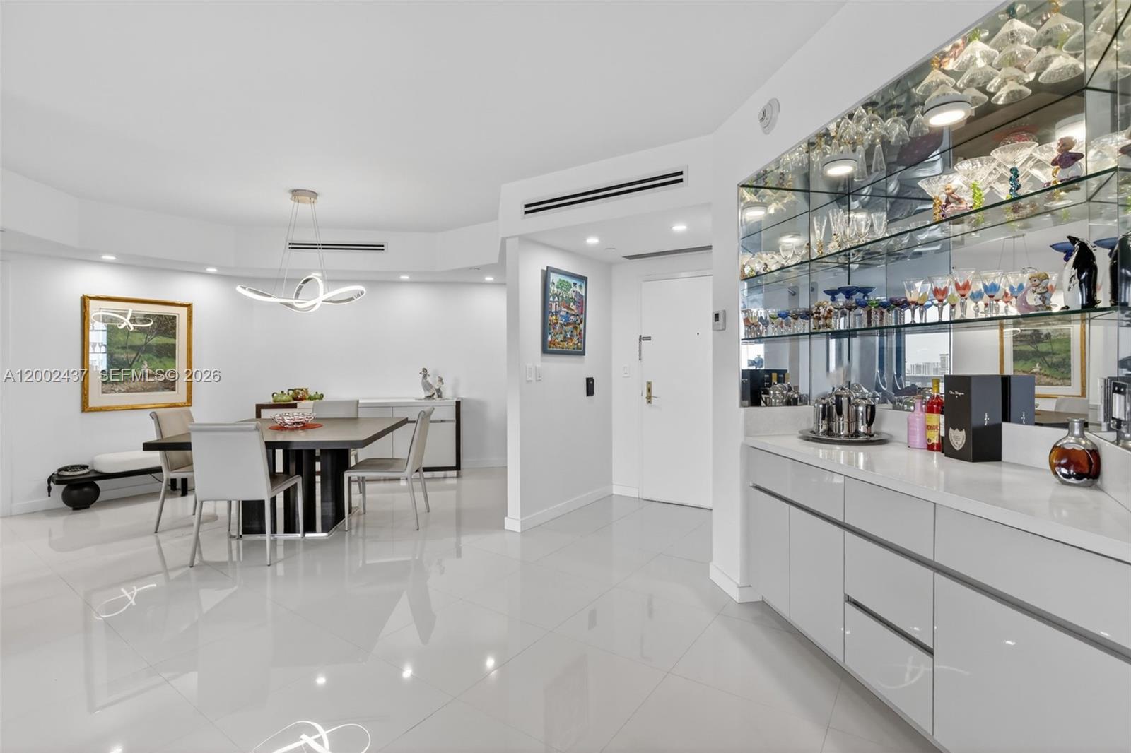 3000 Island Blvd # 2404 — Photo 3