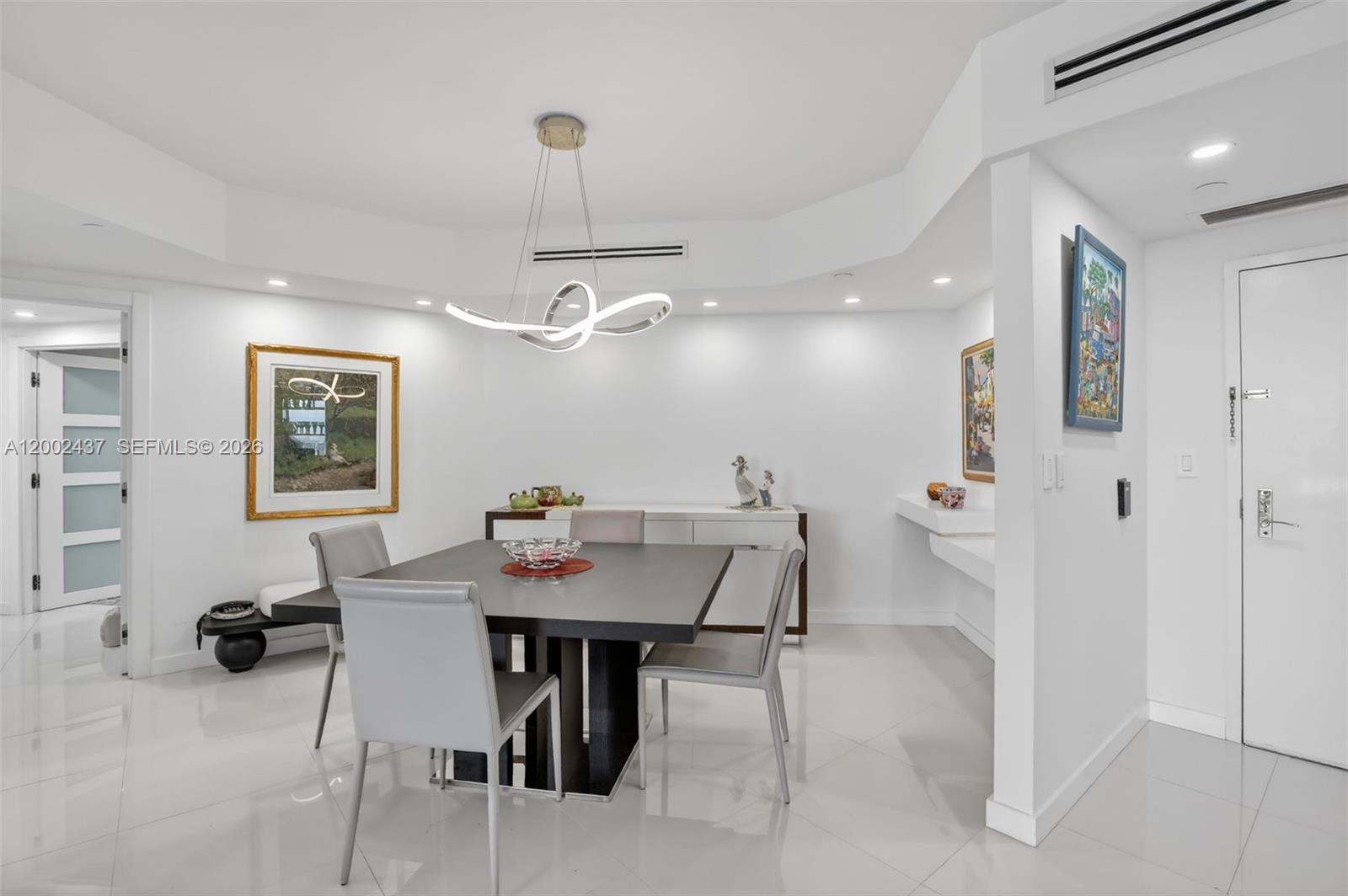 3000 Island Blvd # 2404 — Photo 4