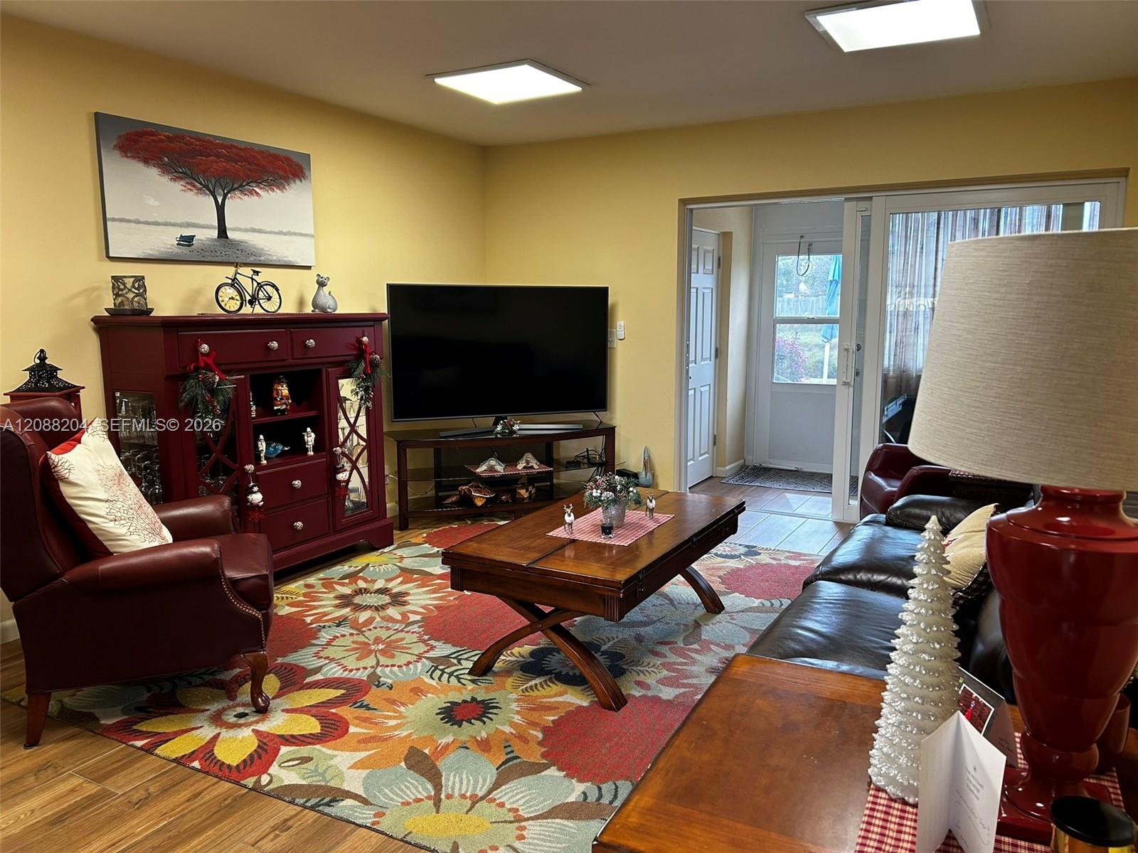 2941 Crosley Dr W # H — Photo 5
