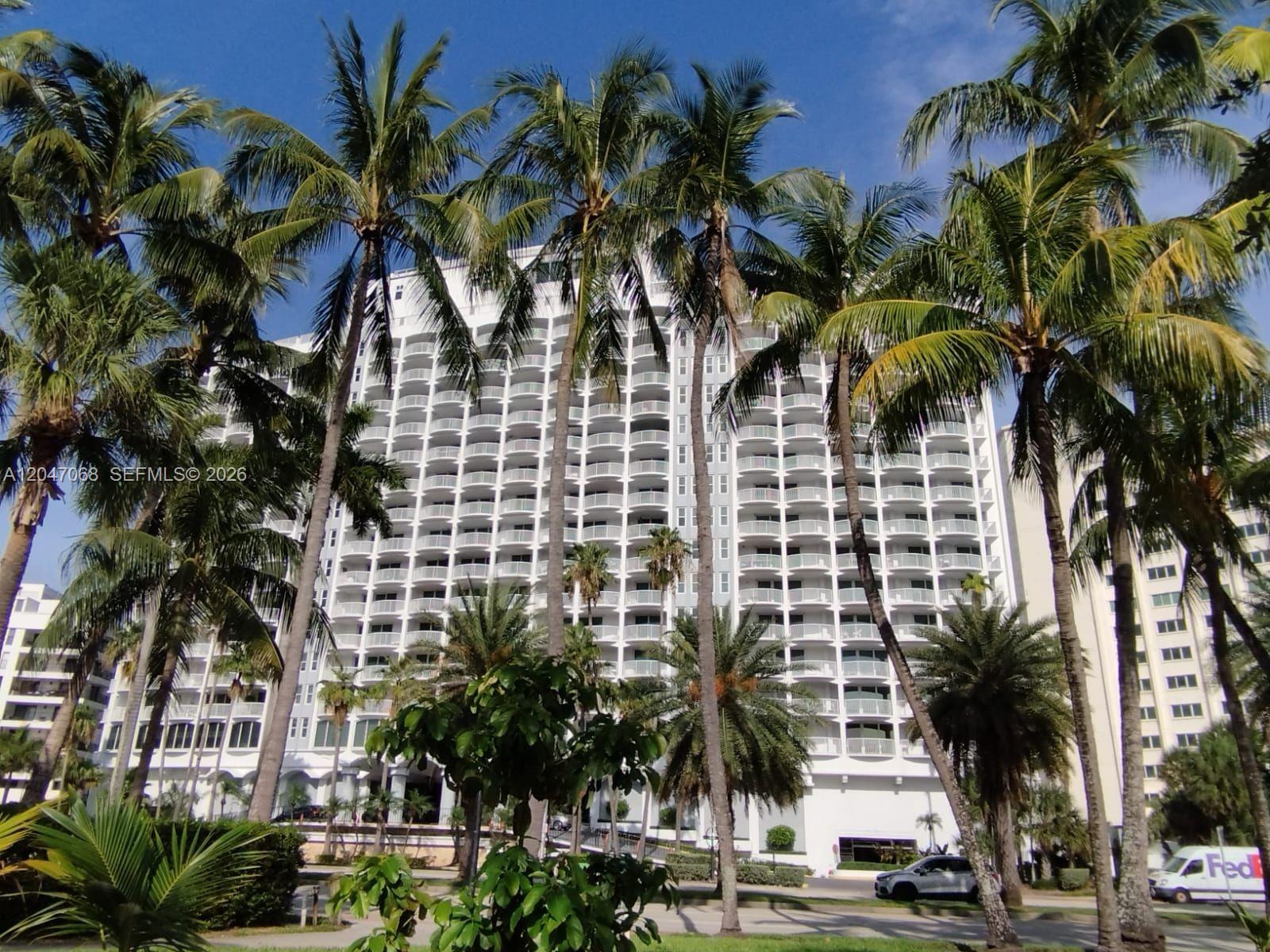 5401 Collins Ave # 1110, Miami Beach FL 33140