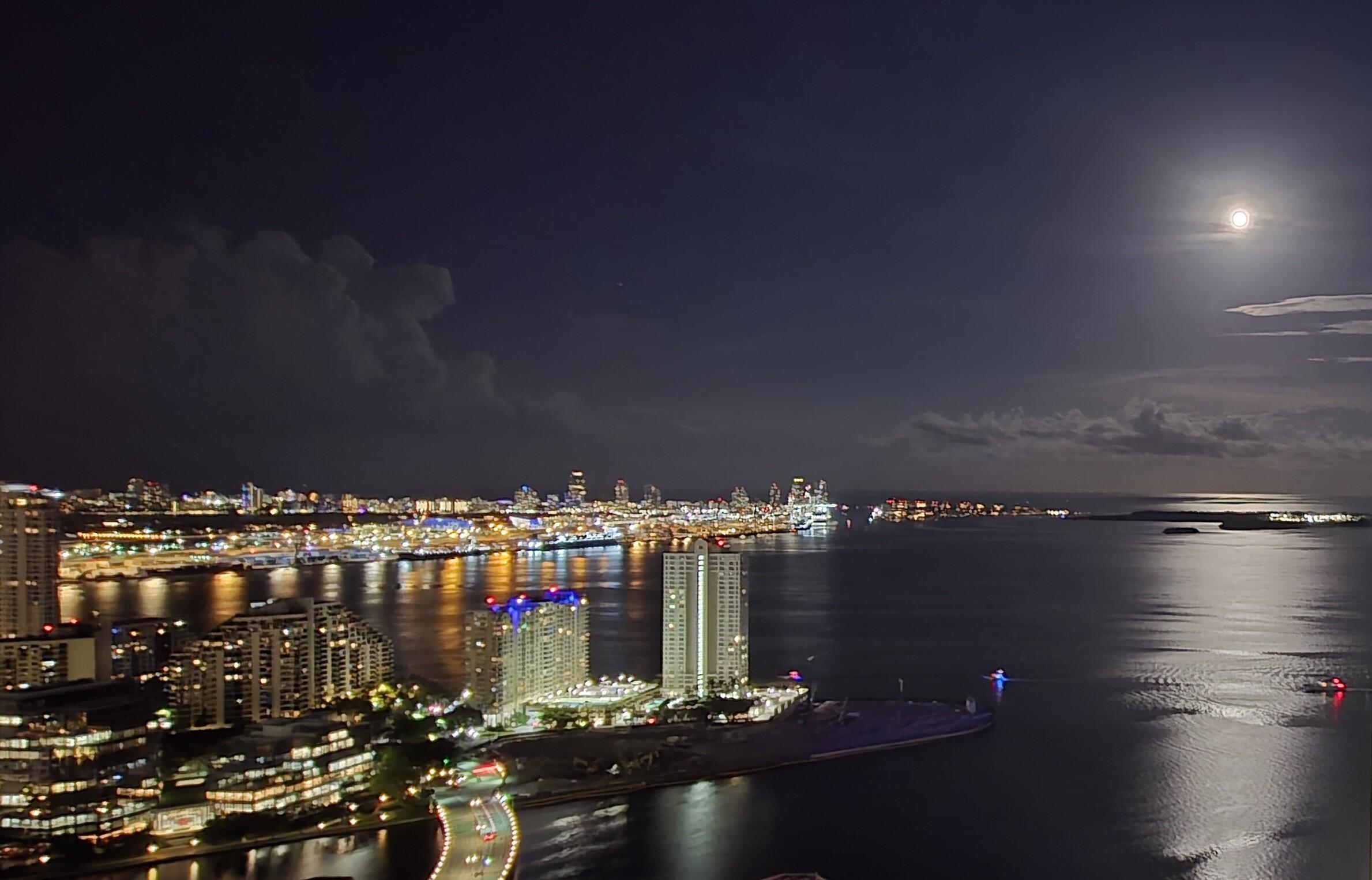 951 Brickell Avenue # 4308, Miami FL 33131