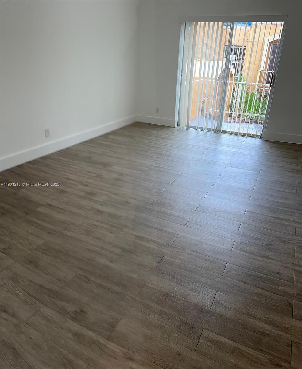 18101 NW 68th Ave # E210, Hialeah FL 33015