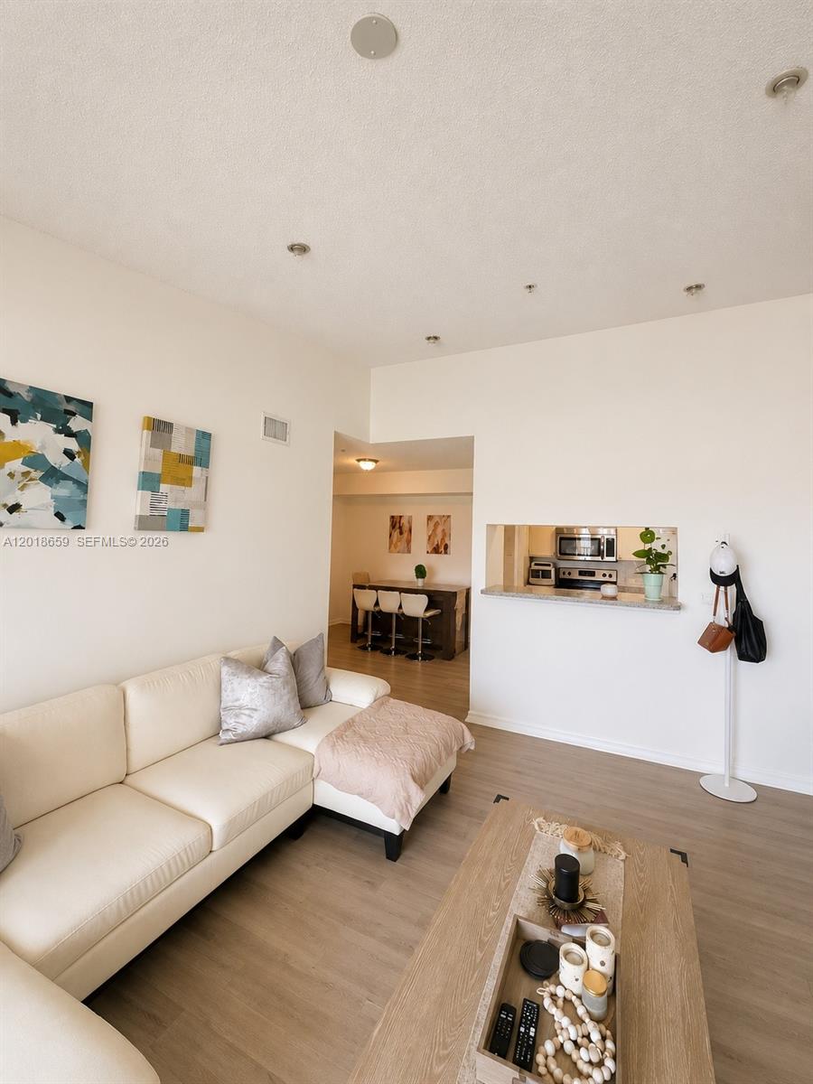 2240 E Preserve Way # 308 — Photo 4