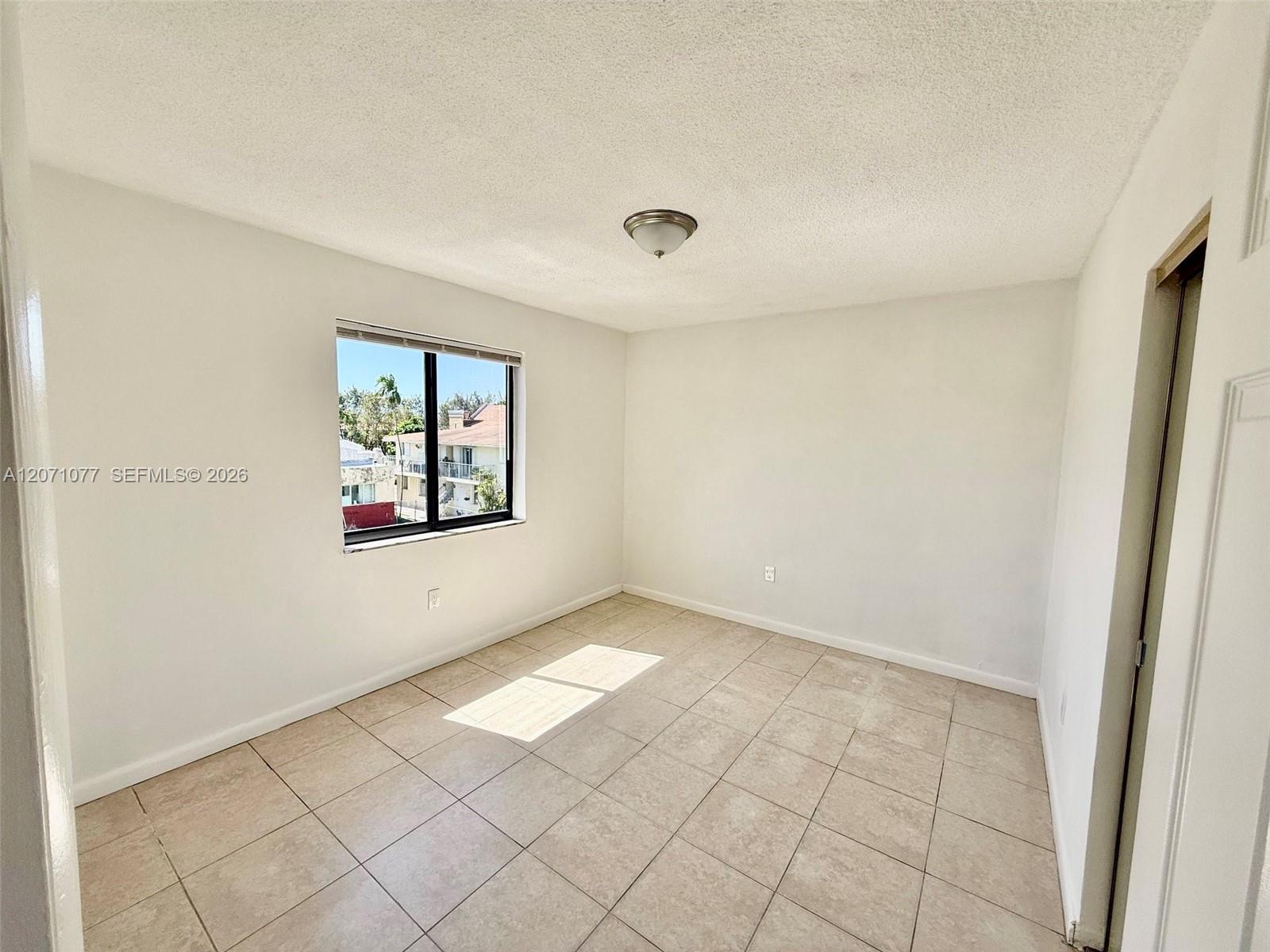 1530 SW 2nd St # 304 View 13