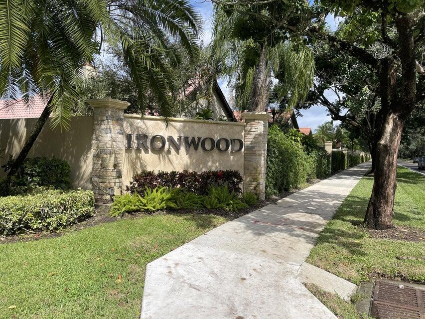 36 Ironwood Way N # 36, Palm Beach Gardens FL 33418