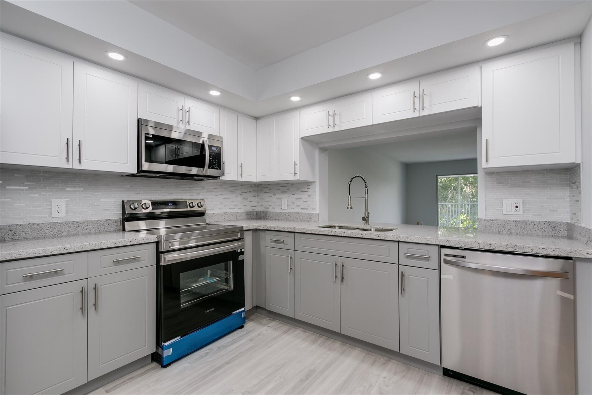 12600 SW 5th Court # 408l — Photo 3