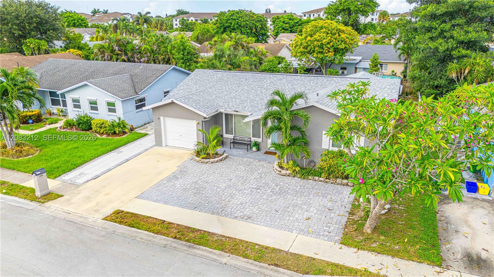 22682 SW 65th Ave — Photo 3