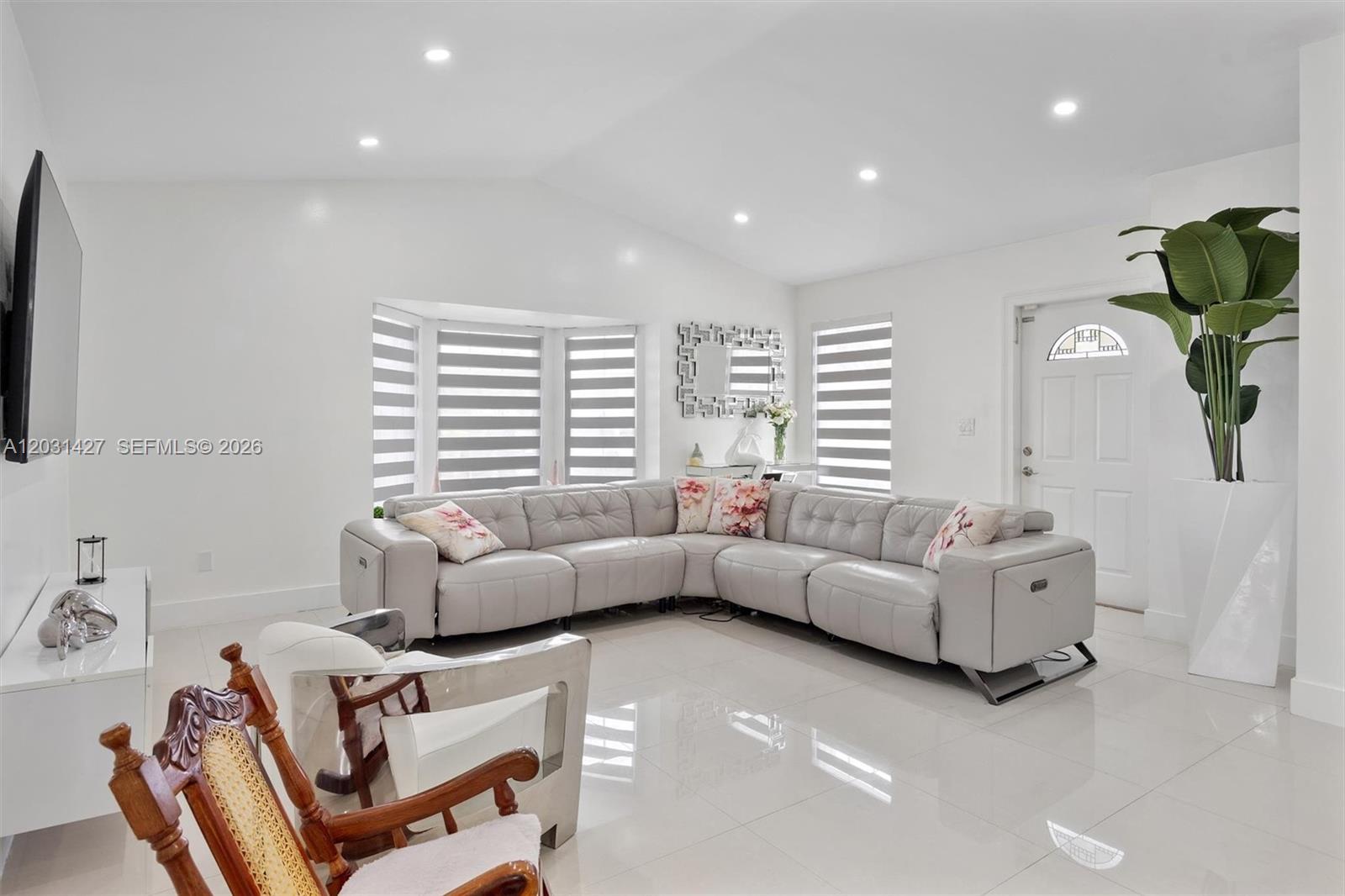 14623 SW 125th Pl — Photo 5