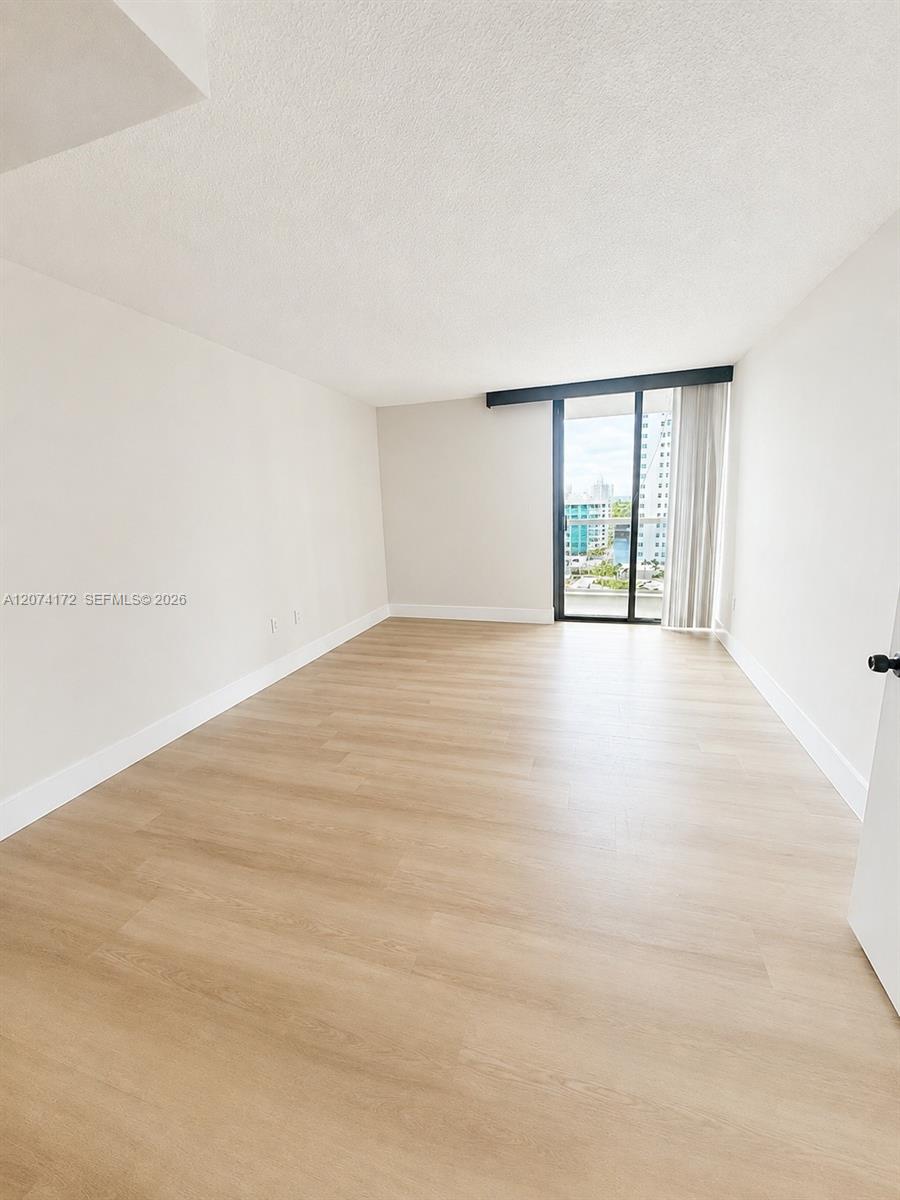 20505 E Country Club Dr # 1037 — Photo 4