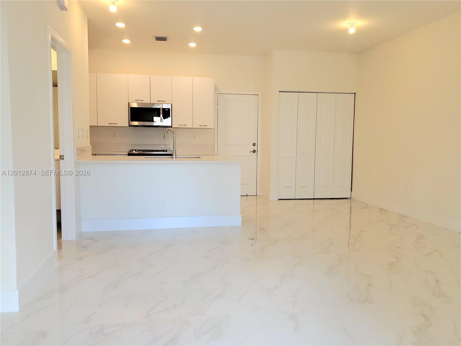 4278 NW 82nd Ave # 4278, Doral FL 33166