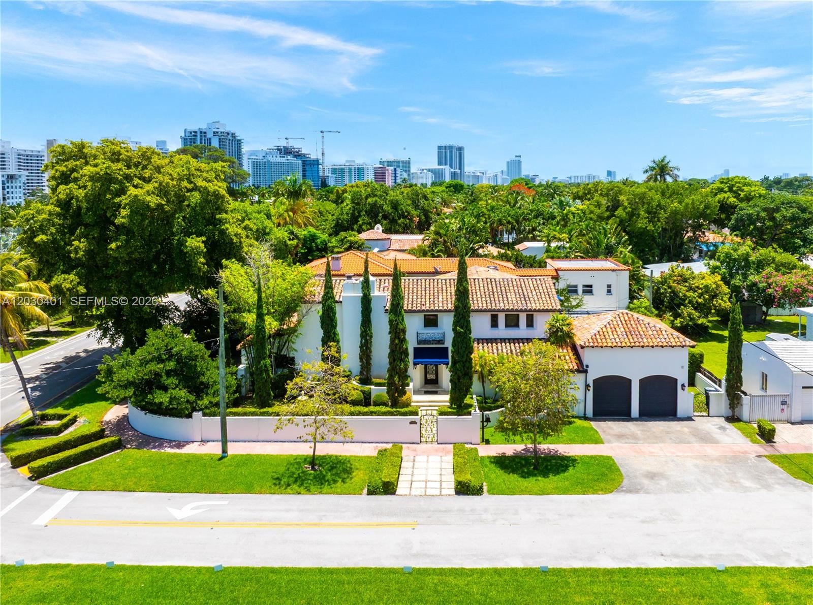 5860 Pine Tree Dr, Miami Beach FL 33140