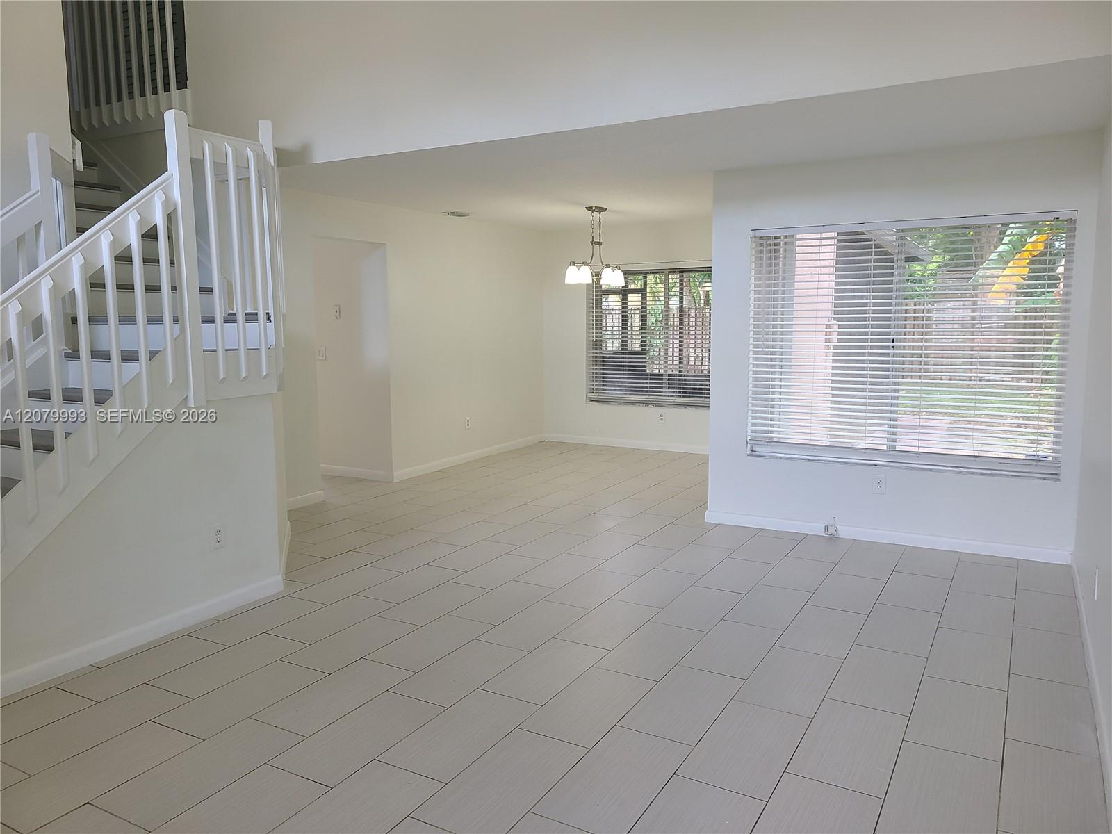 8820 SW 13th St — Photo 2