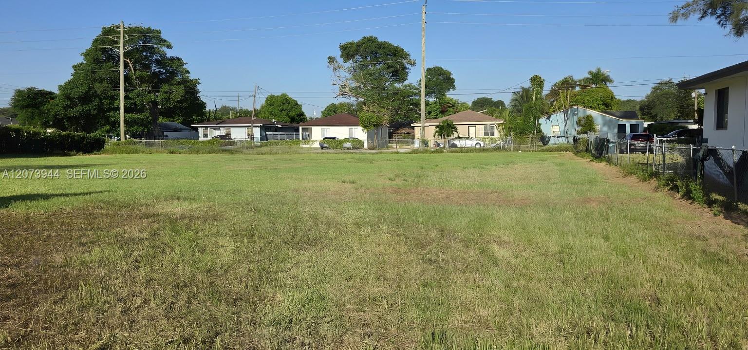 8150 NW 13th Ct — Photo 2