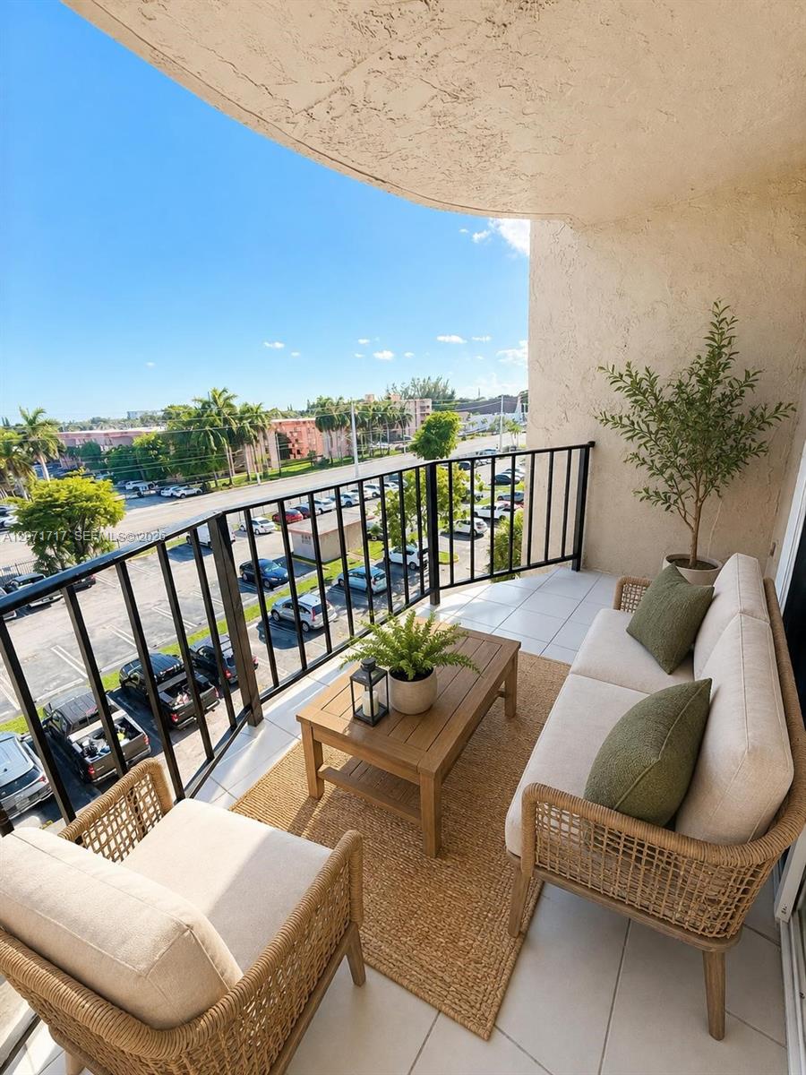 5199 NW 7th St # 501E View 3