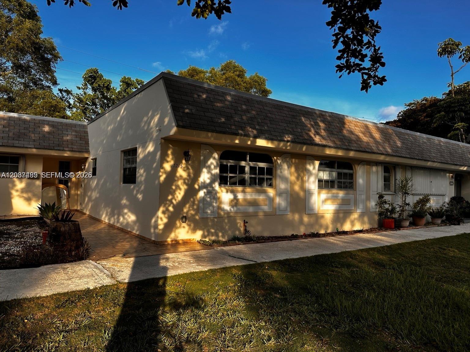 17215 SW 112 CT # II2543, Miami FL 33157